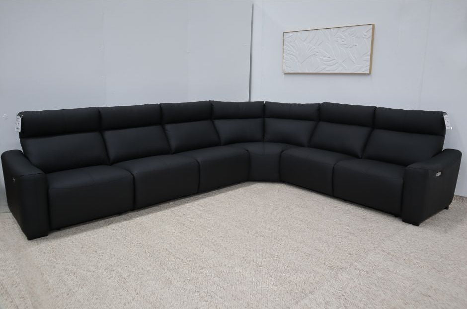 ASPEN BLACK CORNER LOUNGE