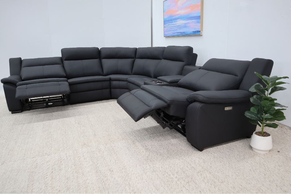 NEVADA BLACK CORNER LOUNGE