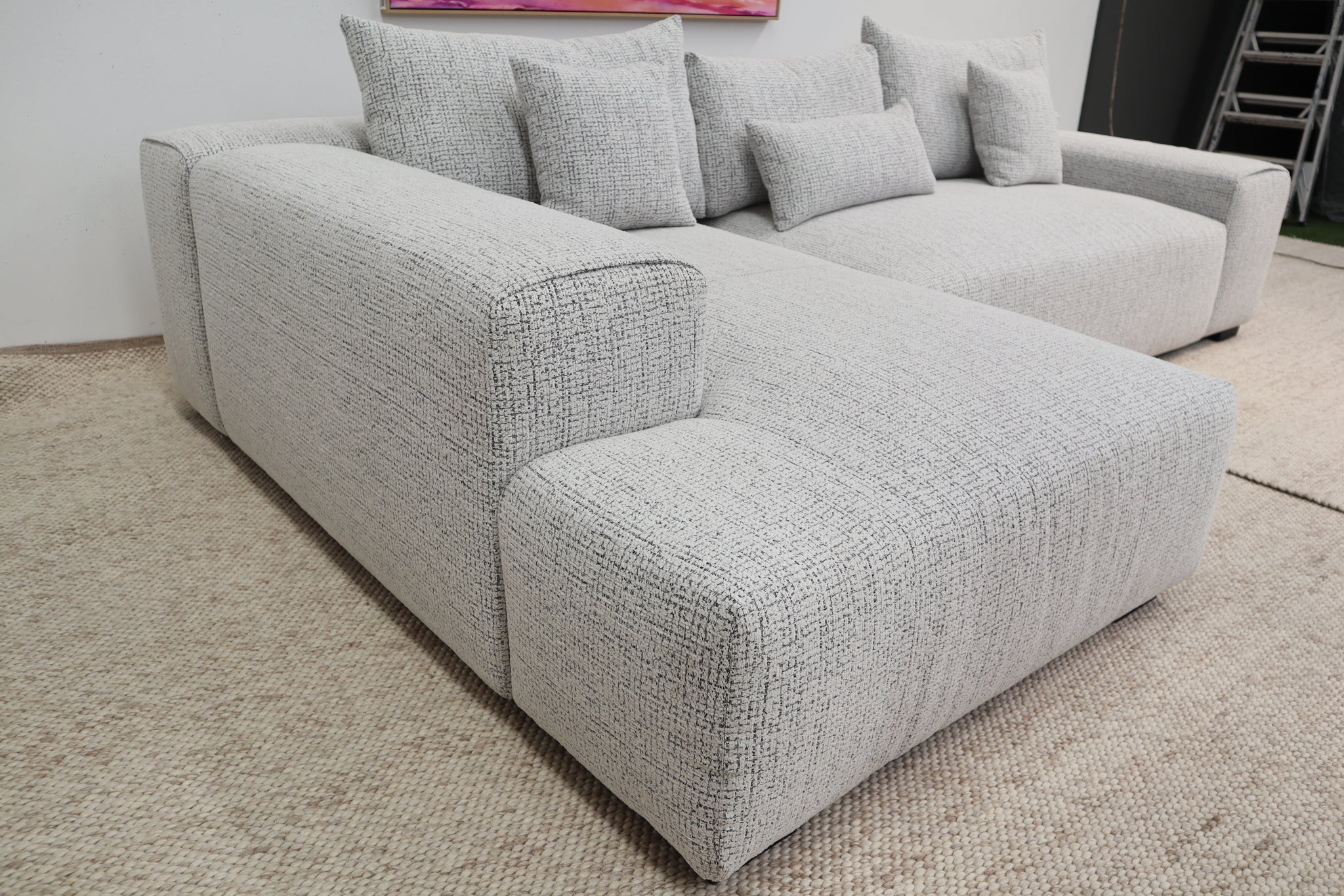 VOLUZZI SALT + PEPPER 3 SEATER CHAISE