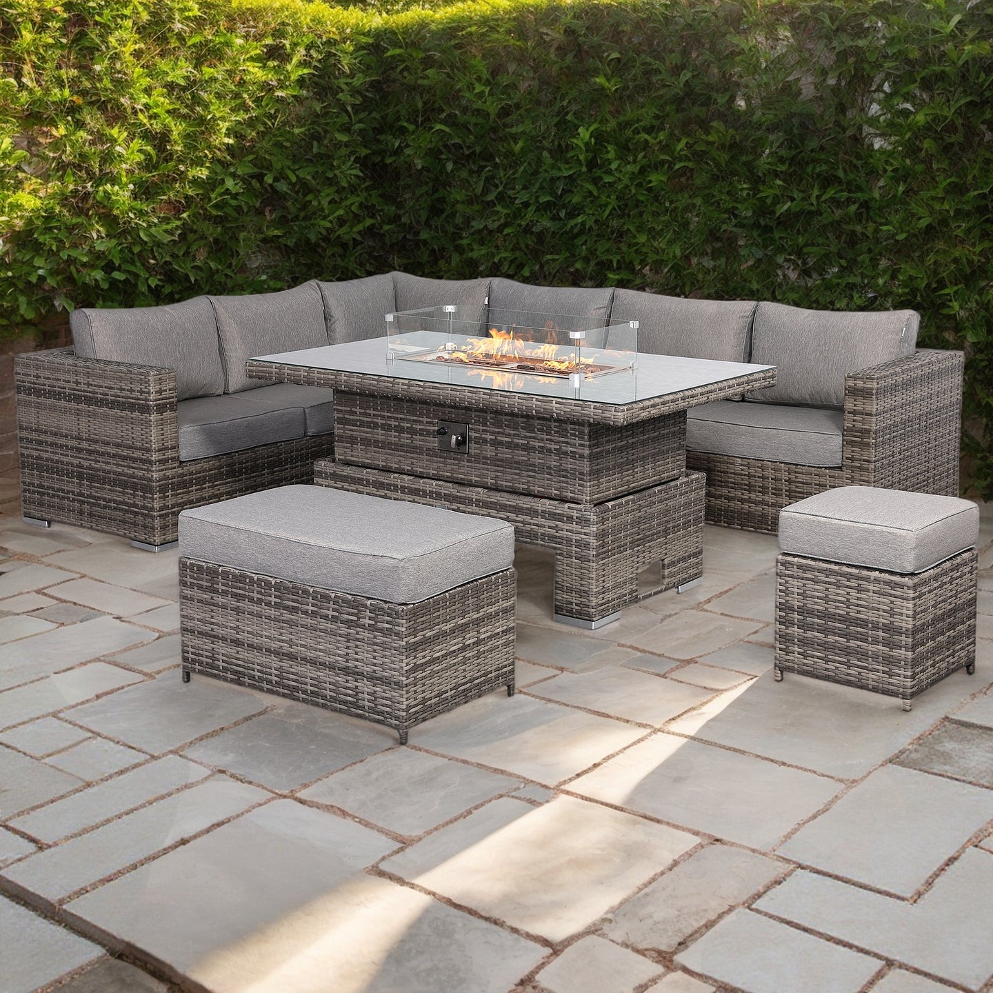 CAMBRIDGE OUTDOOR LOUNGE WITH FIREPIT TABLE