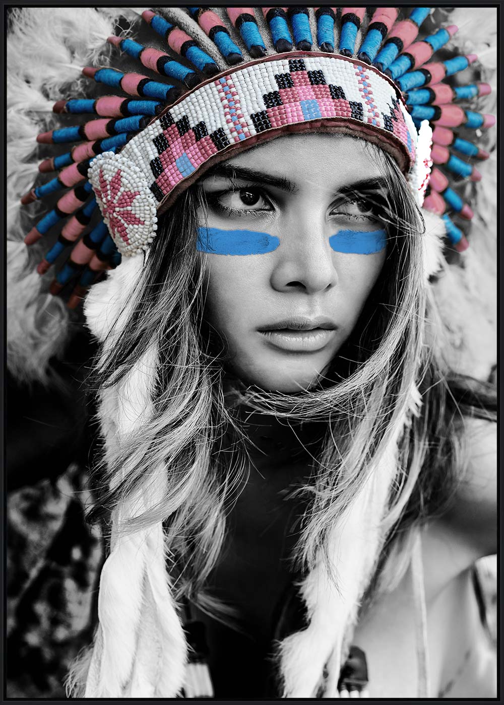 TRADITIONAL WOMAN CANVAS