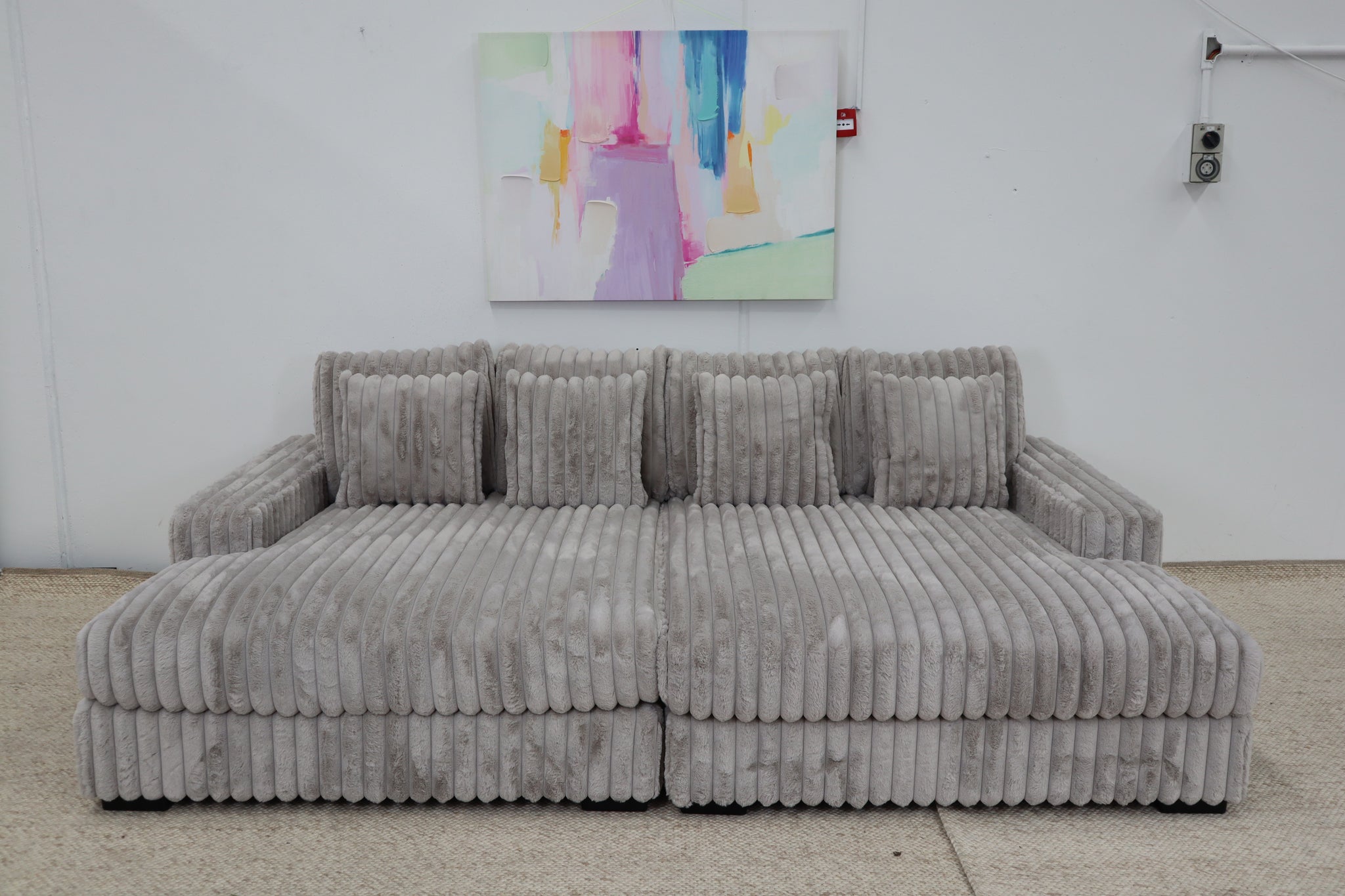 EVE GREY LOVESEAT
