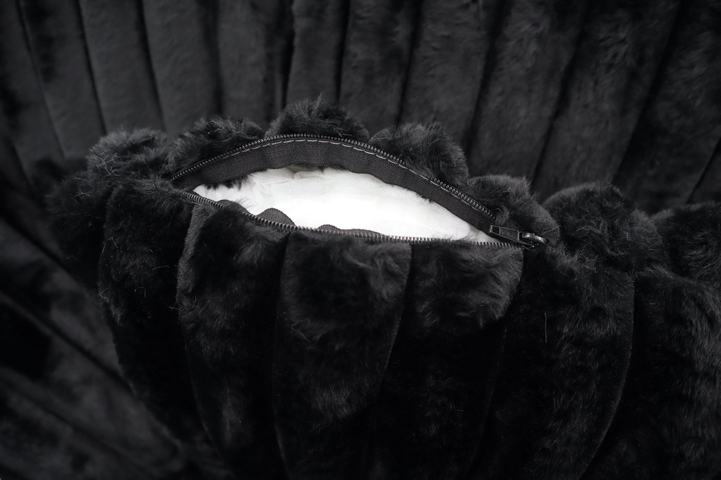 EVE BLACK FAUX FUR LOVESEAT