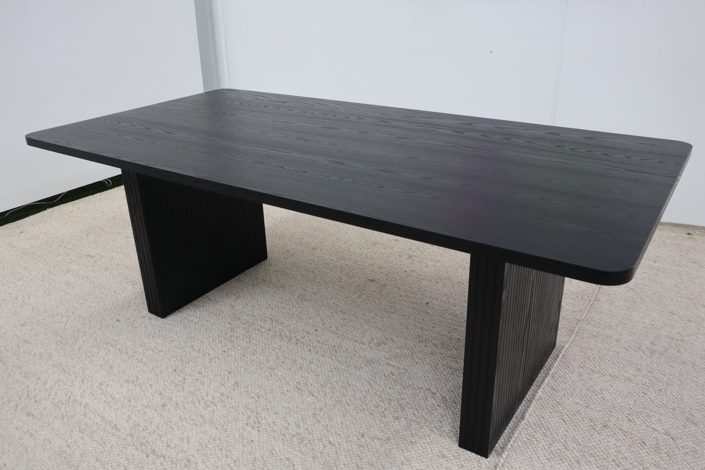 2400 RIDGE BLACK DINING TABLE