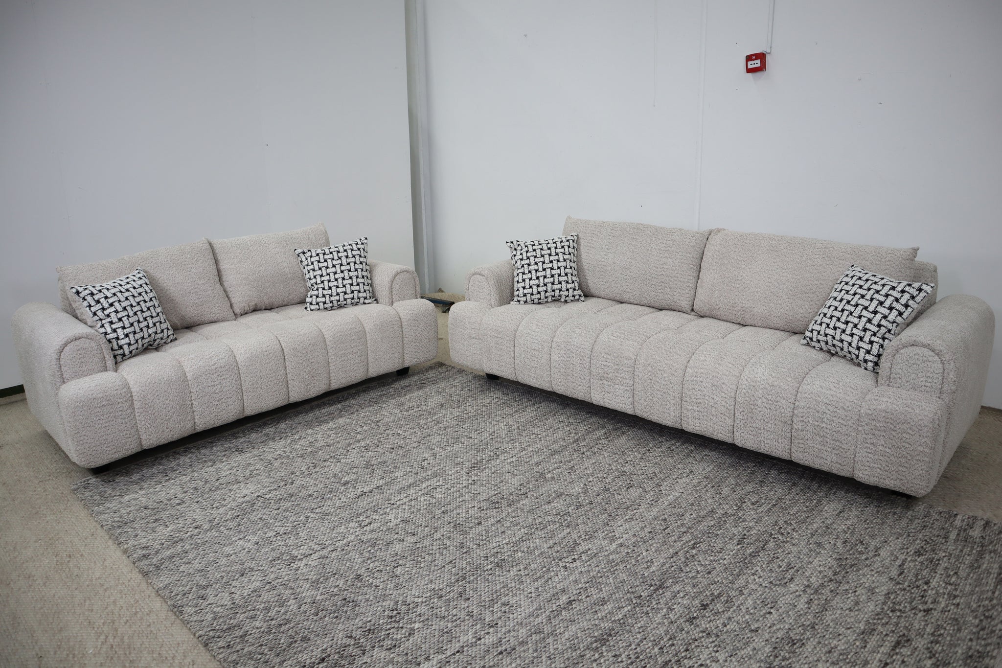 ZARLI OATMEAL 3 SEATER