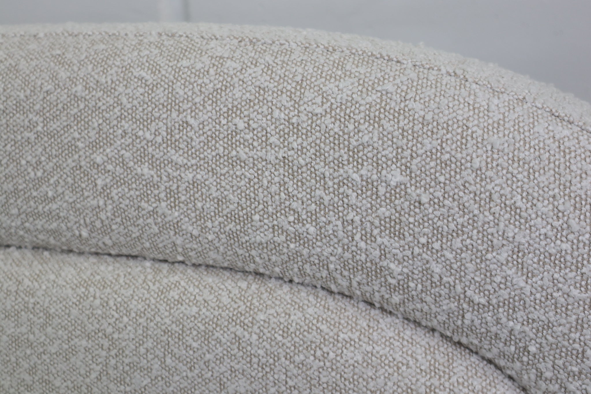 LILLY GAS LIFT NATURAL BOUCLE DOUBLE BED