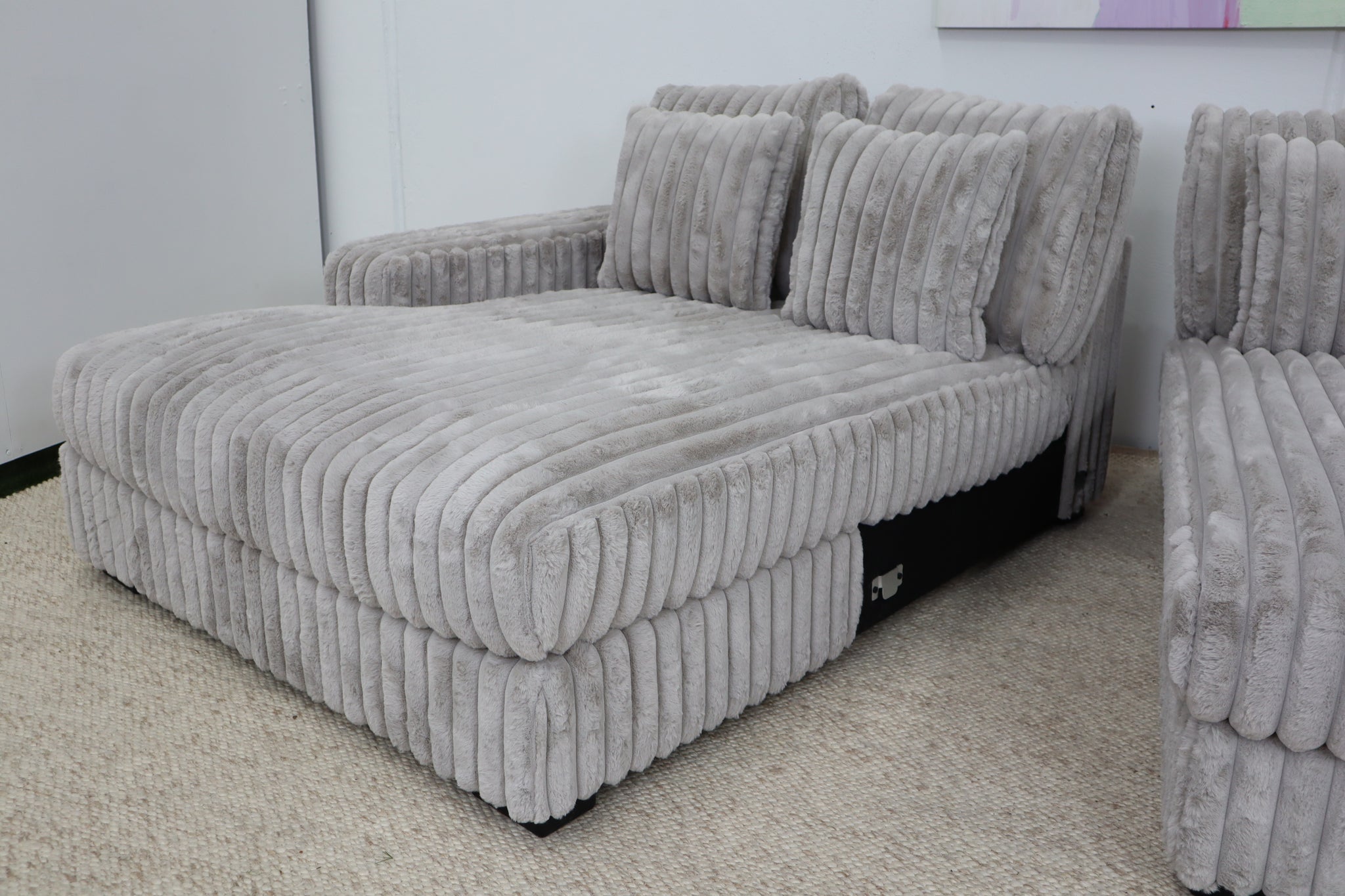 EVE GREY LOVESEAT