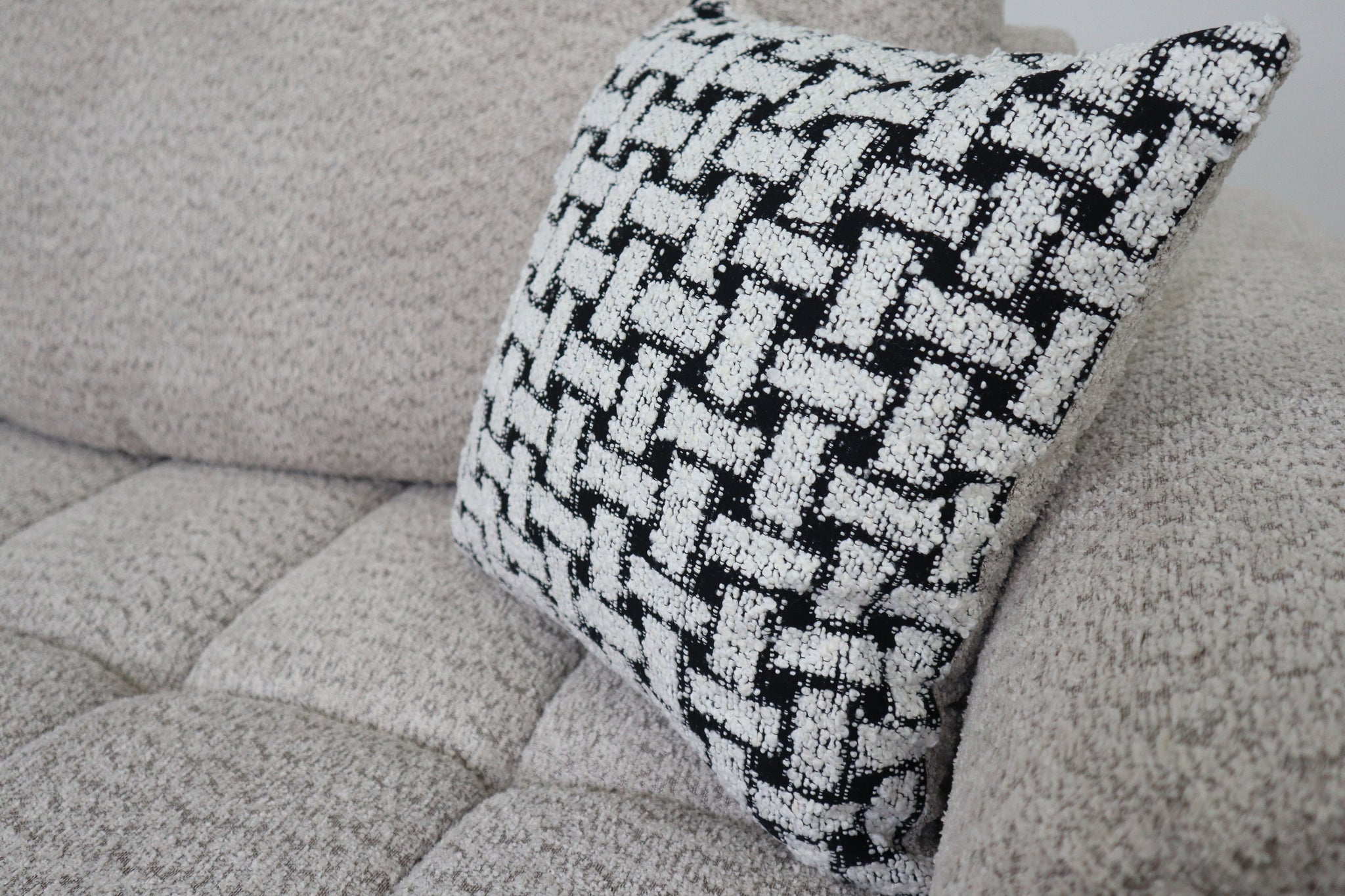 ZARLI OATMEAL 3 SEATER