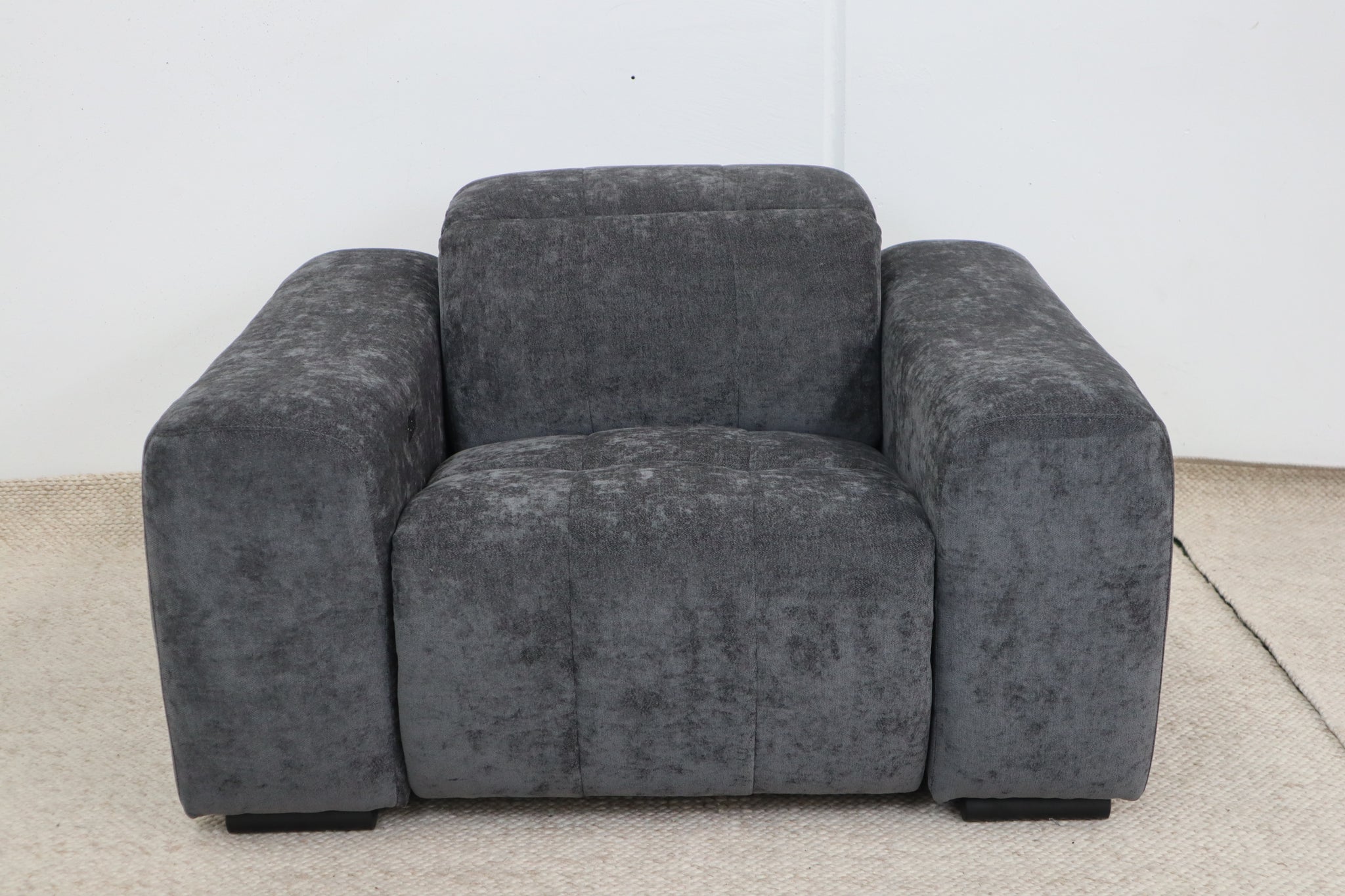 NOAH CHARCOAL FABRIC ELECTRIC RECLINER