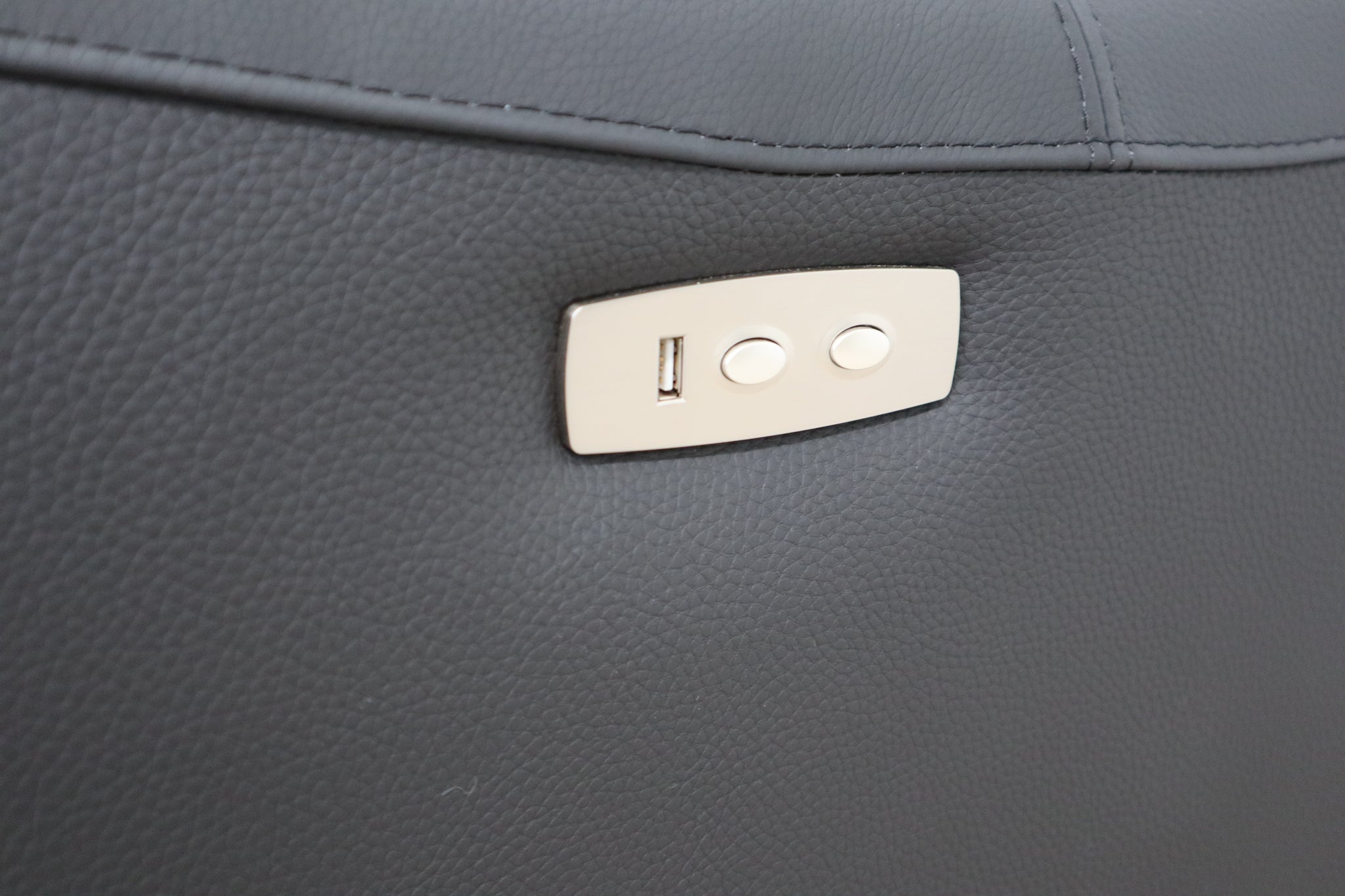 ASPEN BLACK LEATHER 2 SEATER