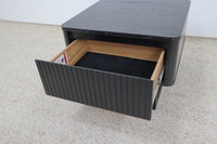 RIDGE BLACK LAMP TABLE