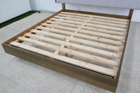 ANNABELLE SMOKE FLOATING KING BED