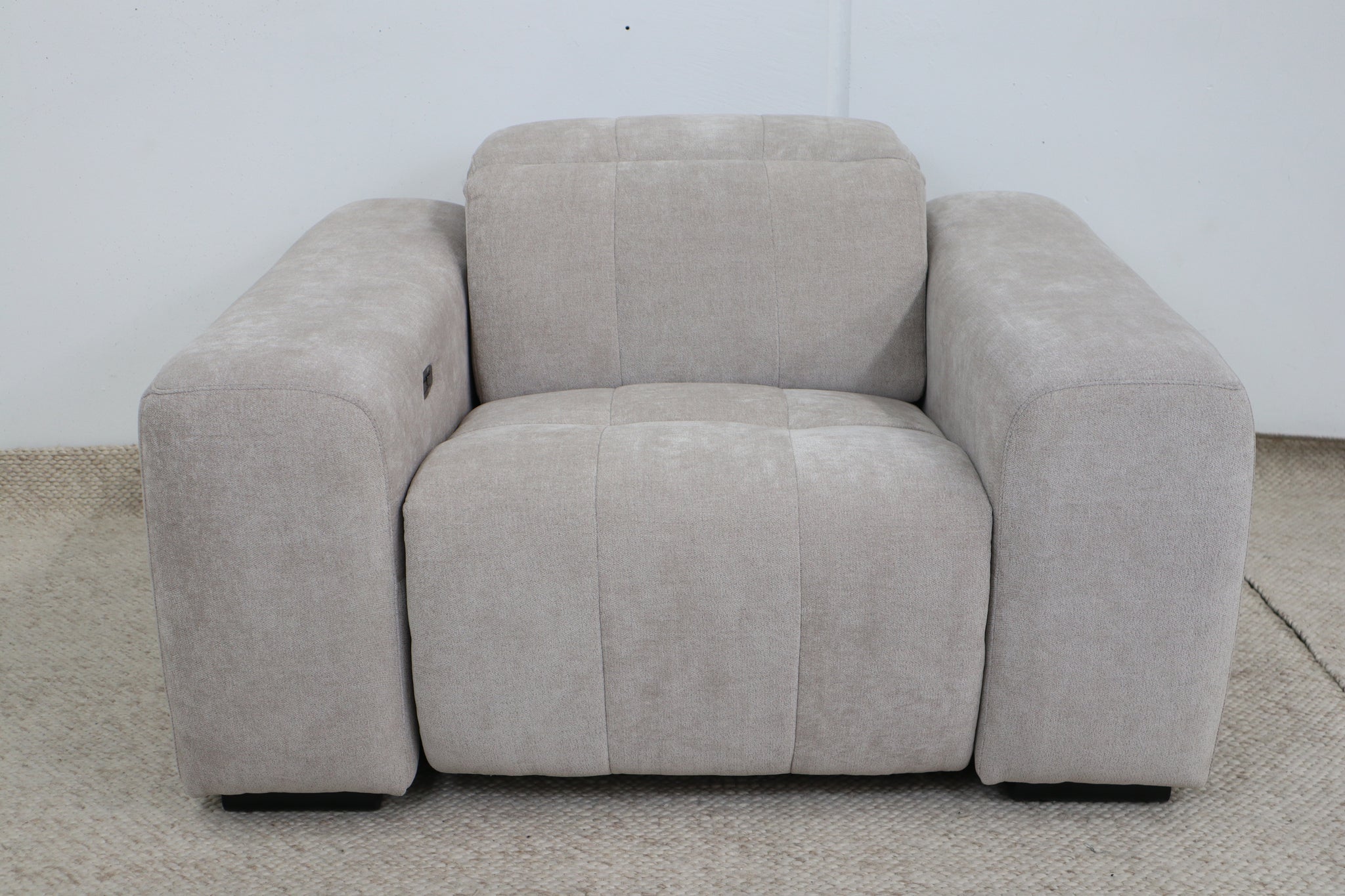 NOAH NATURAL FABRIC ELECTRIC RECLINER