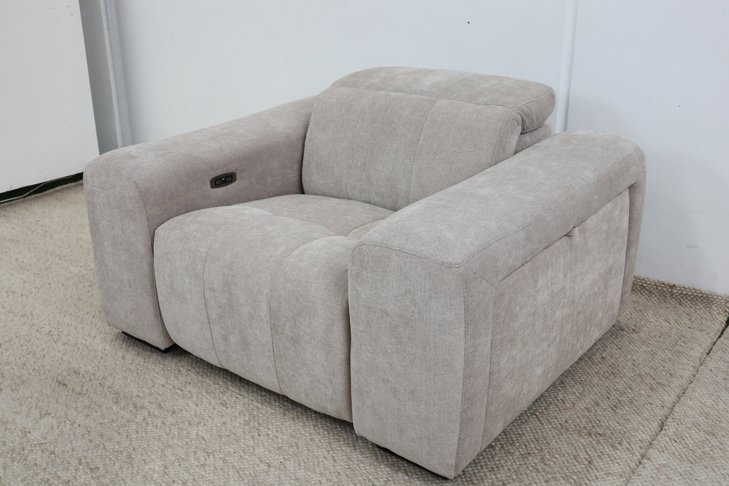 NOAH NATURAL FABRIC ELECTRIC RECLINER