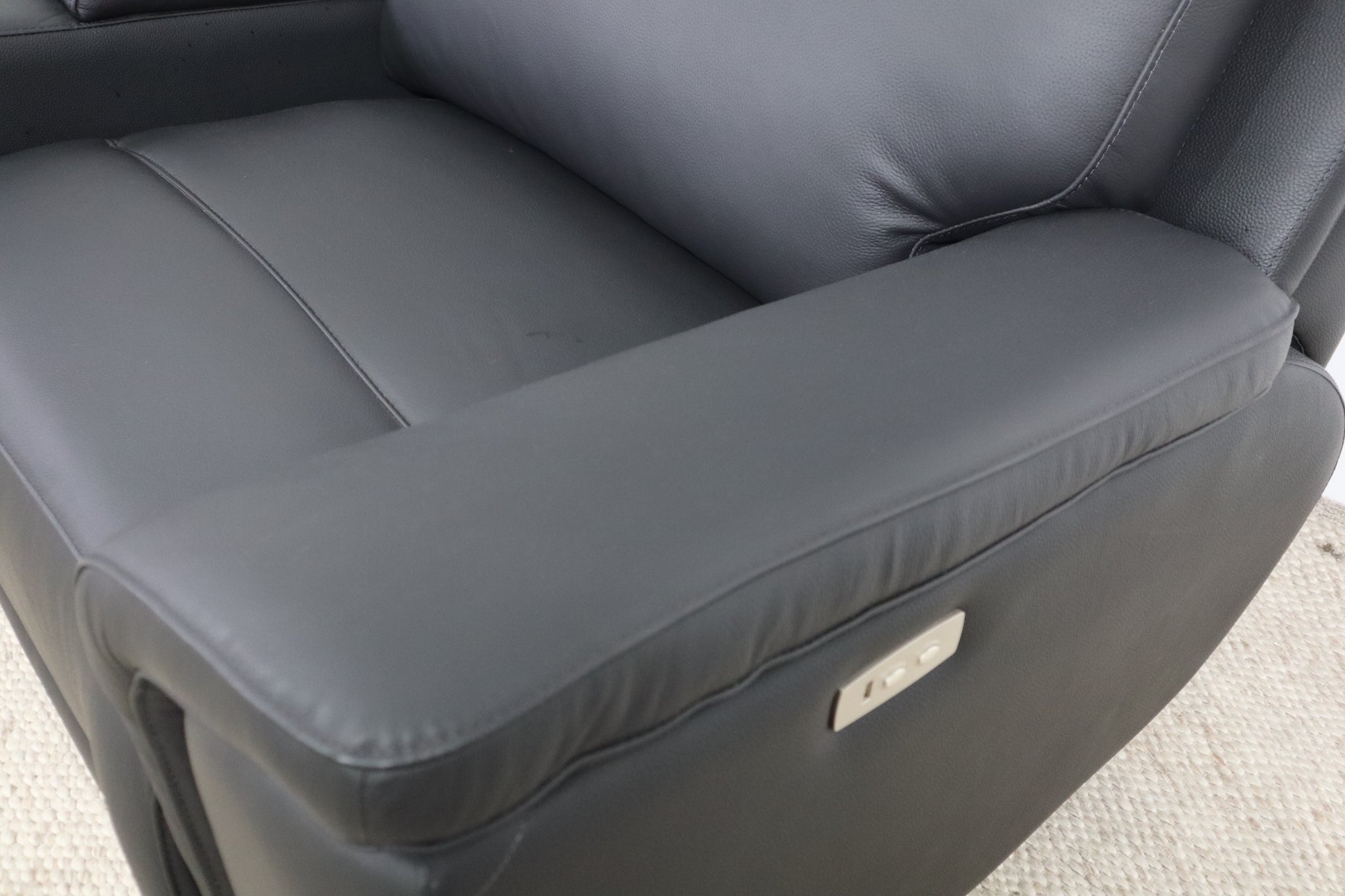 YORK BLACK 2 SEATER