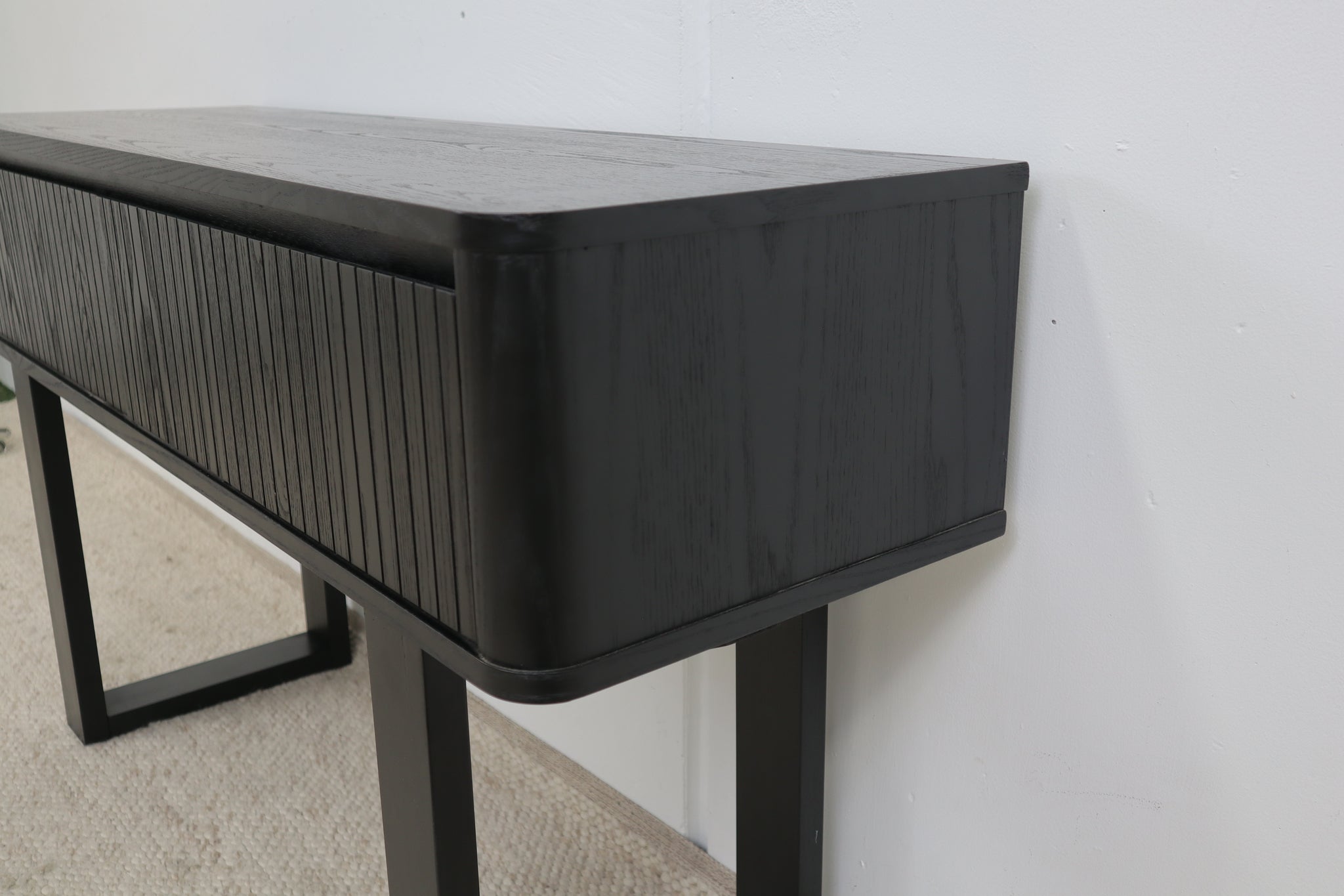 RIDGE BLACK HALL TABLE