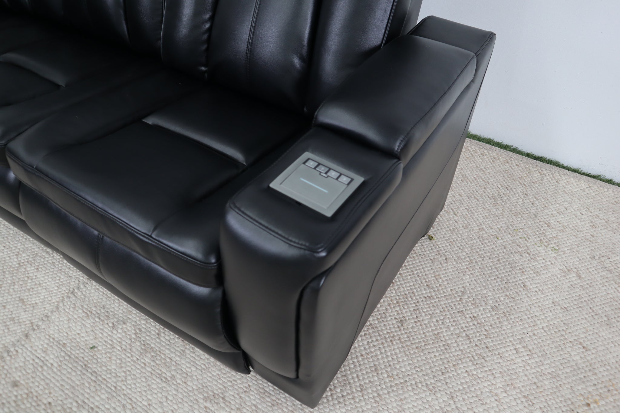 JASPER BLACK RECLINER