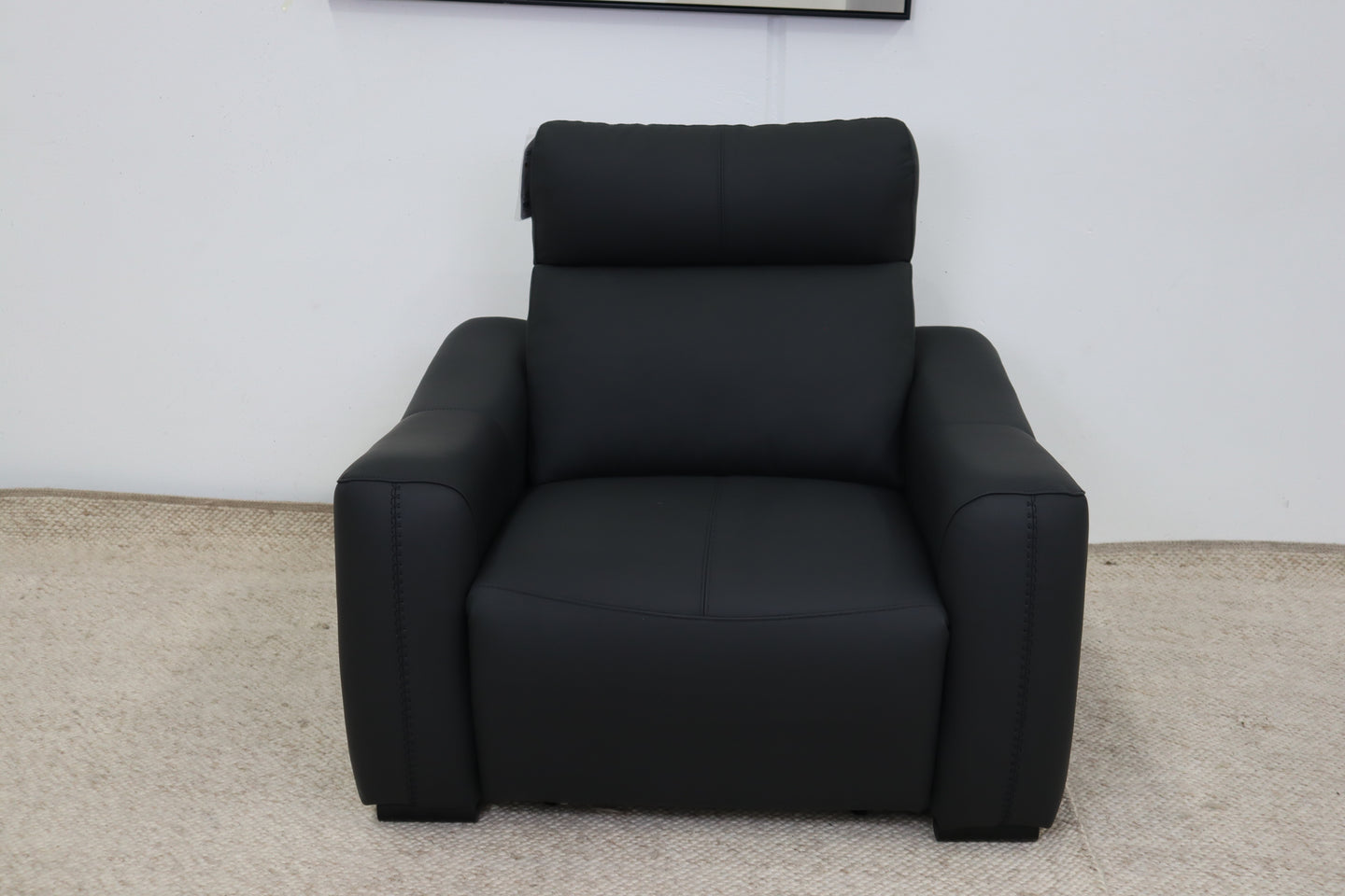 ASPEN BLACK LEATHER RECLINER