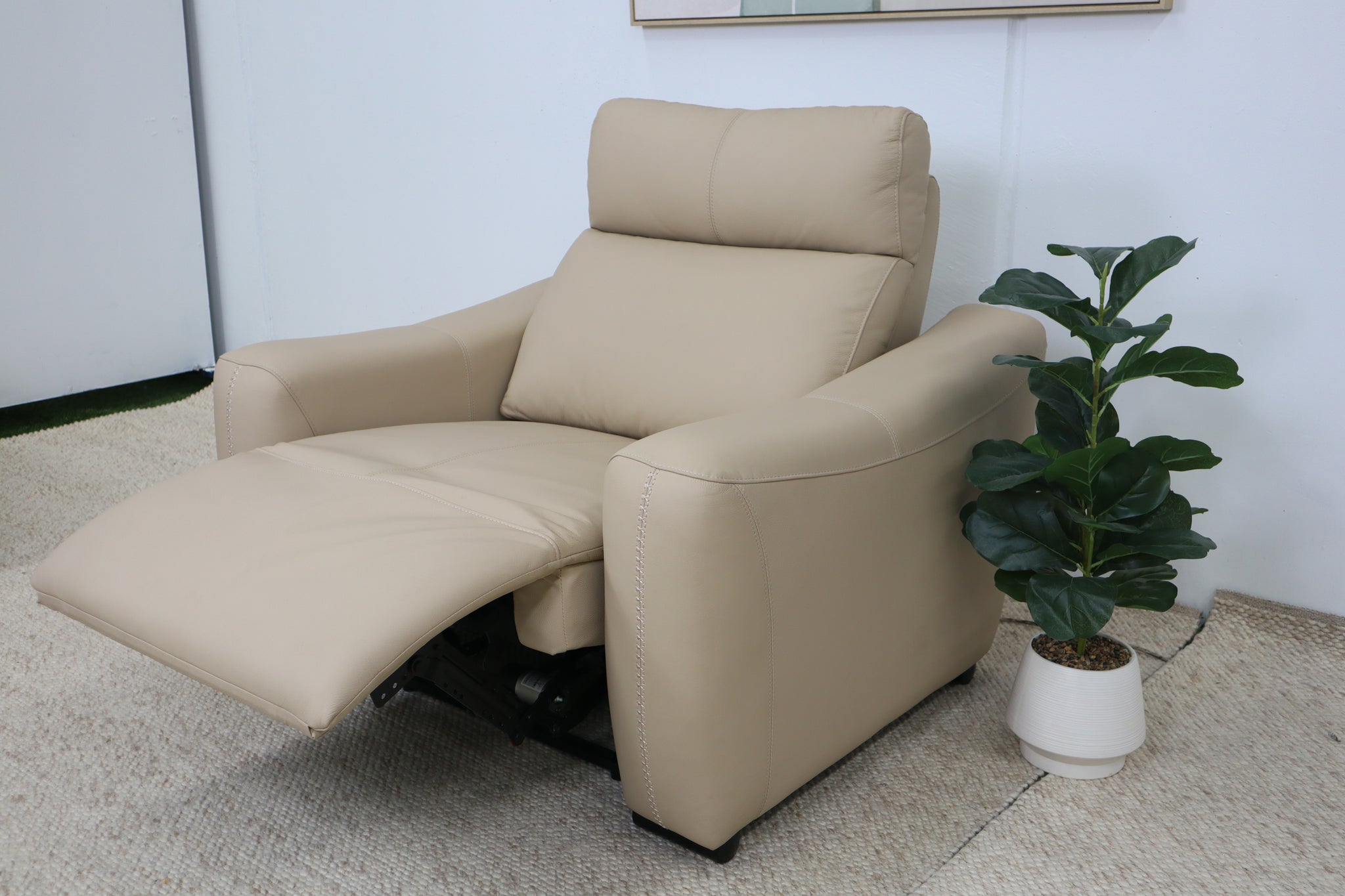 ASPEN BEIGE RECLINER