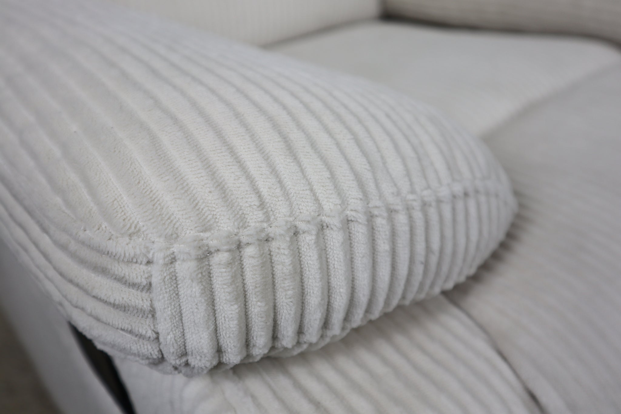 POPPY NATURAL ROCKER RECLINER