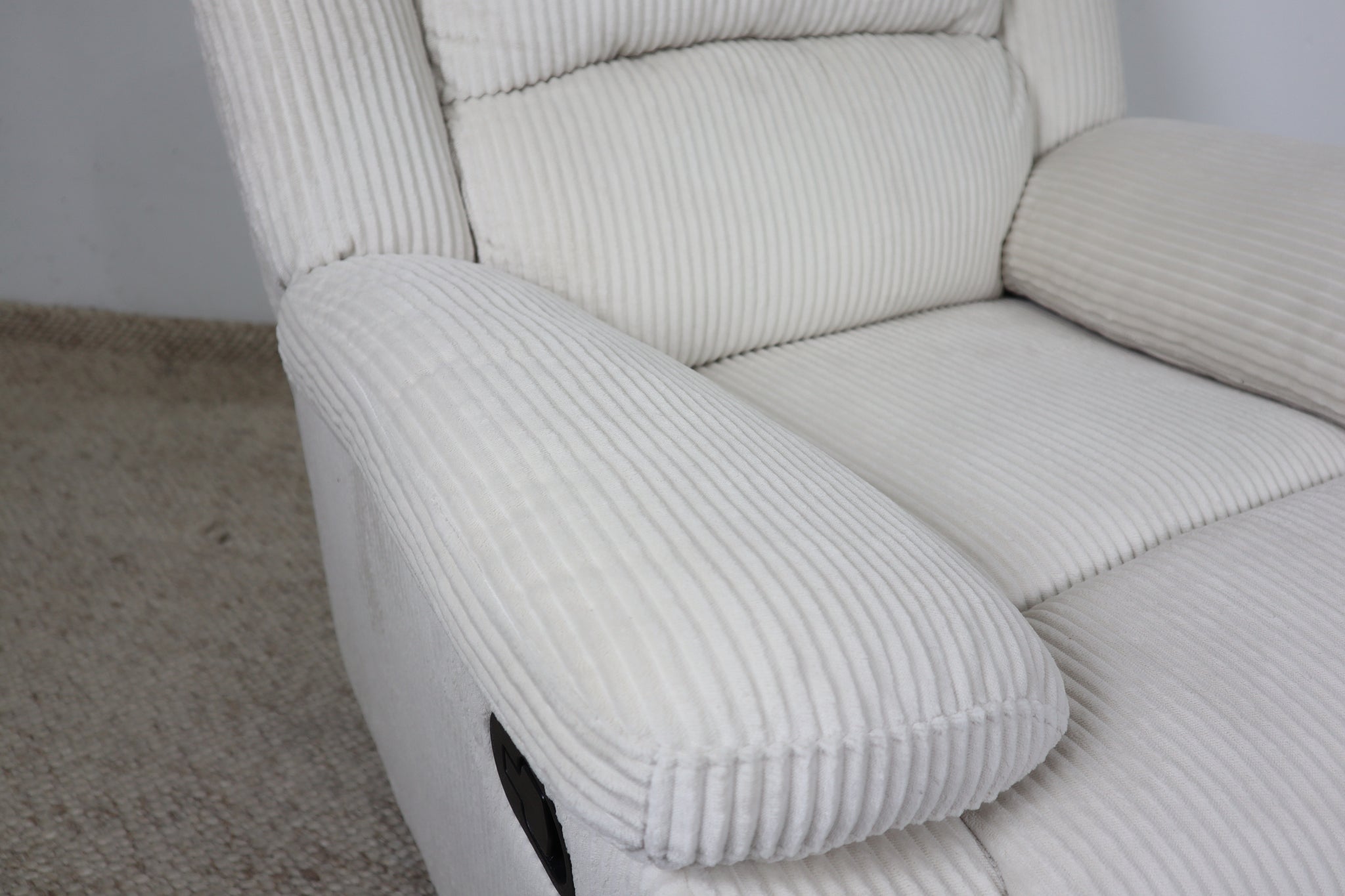 POPPY NATURAL ROCKER RECLINER