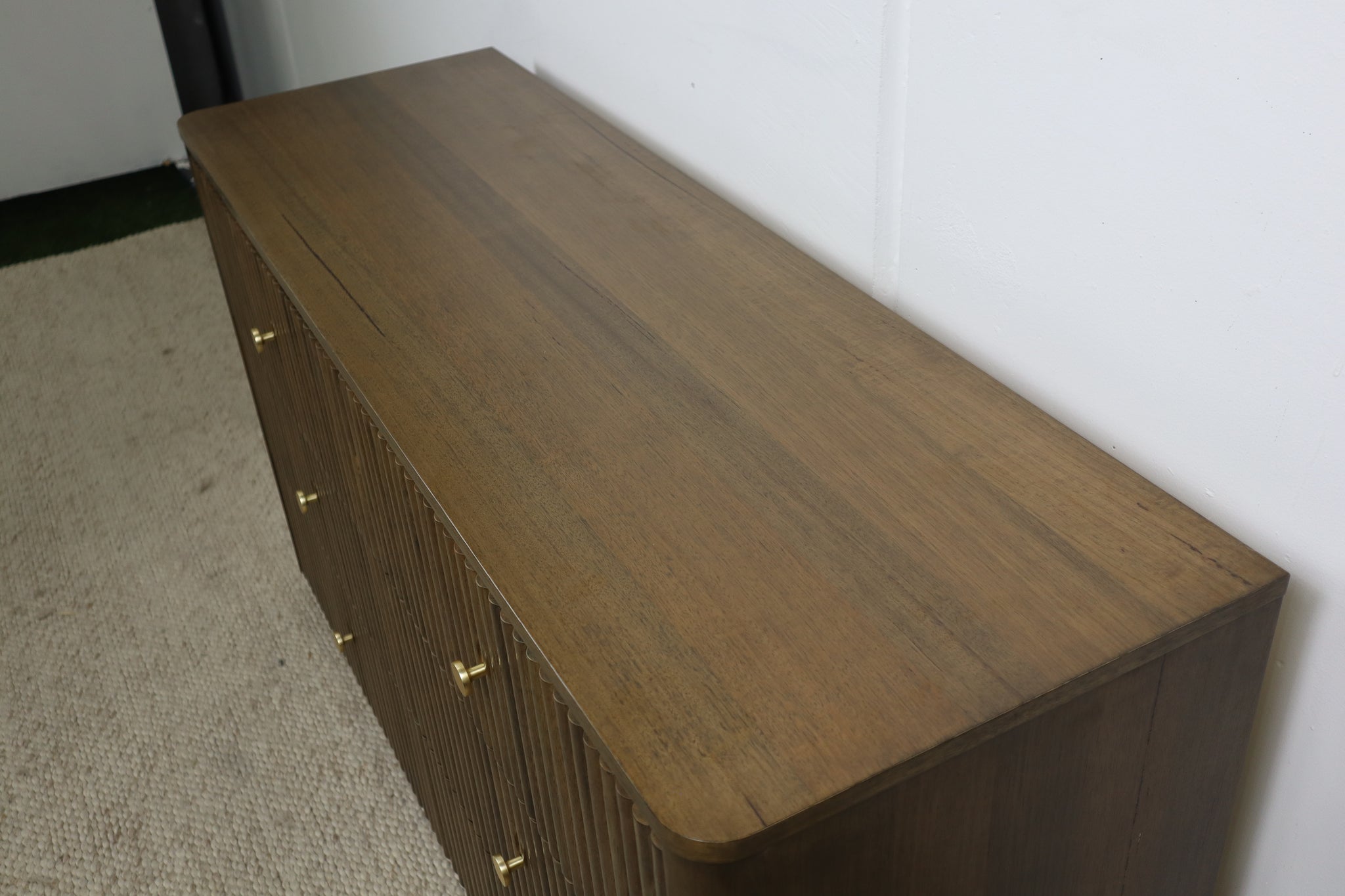 ANNABELLE SMOKE DRESSER