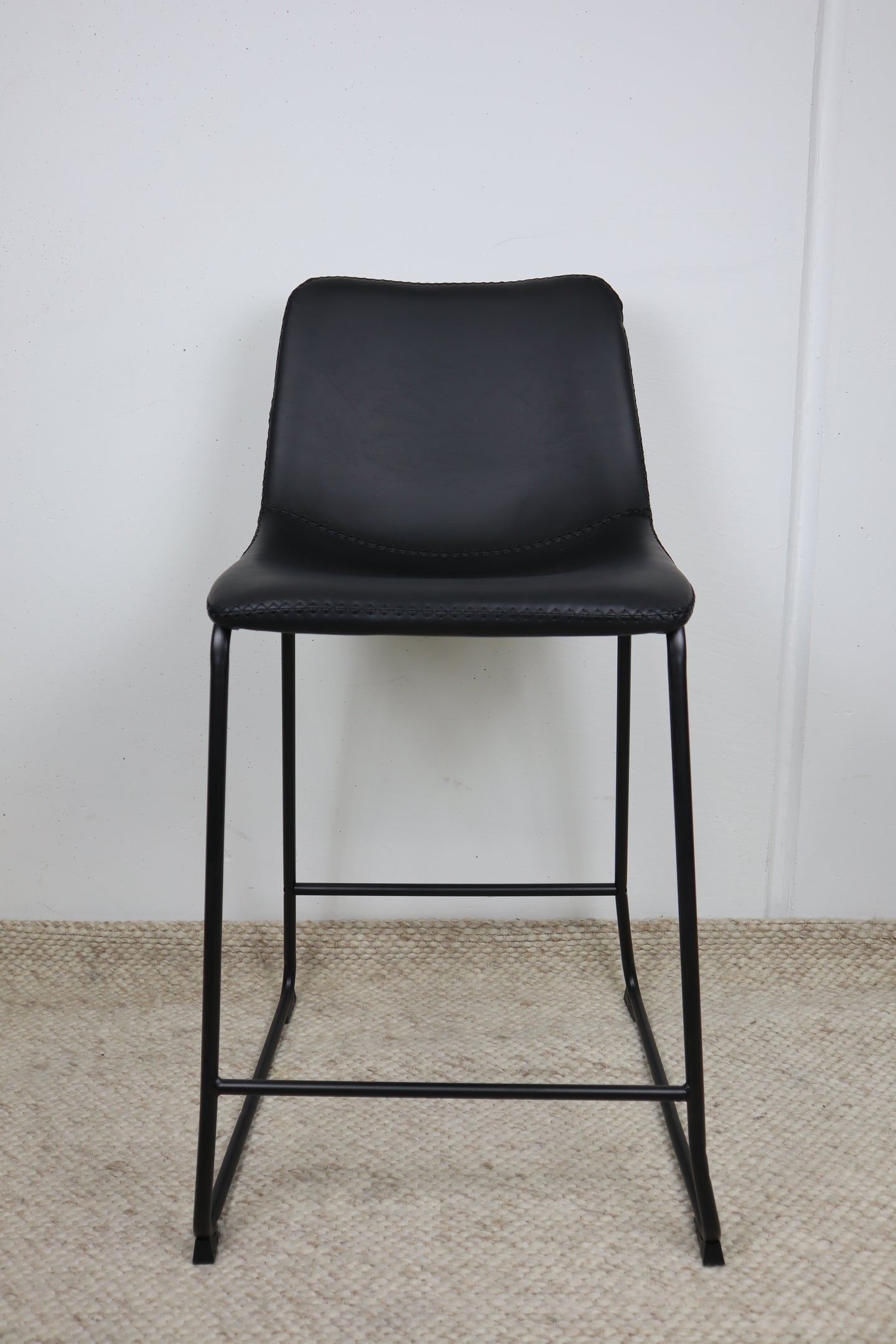 GIA BLACK BAR STOOL