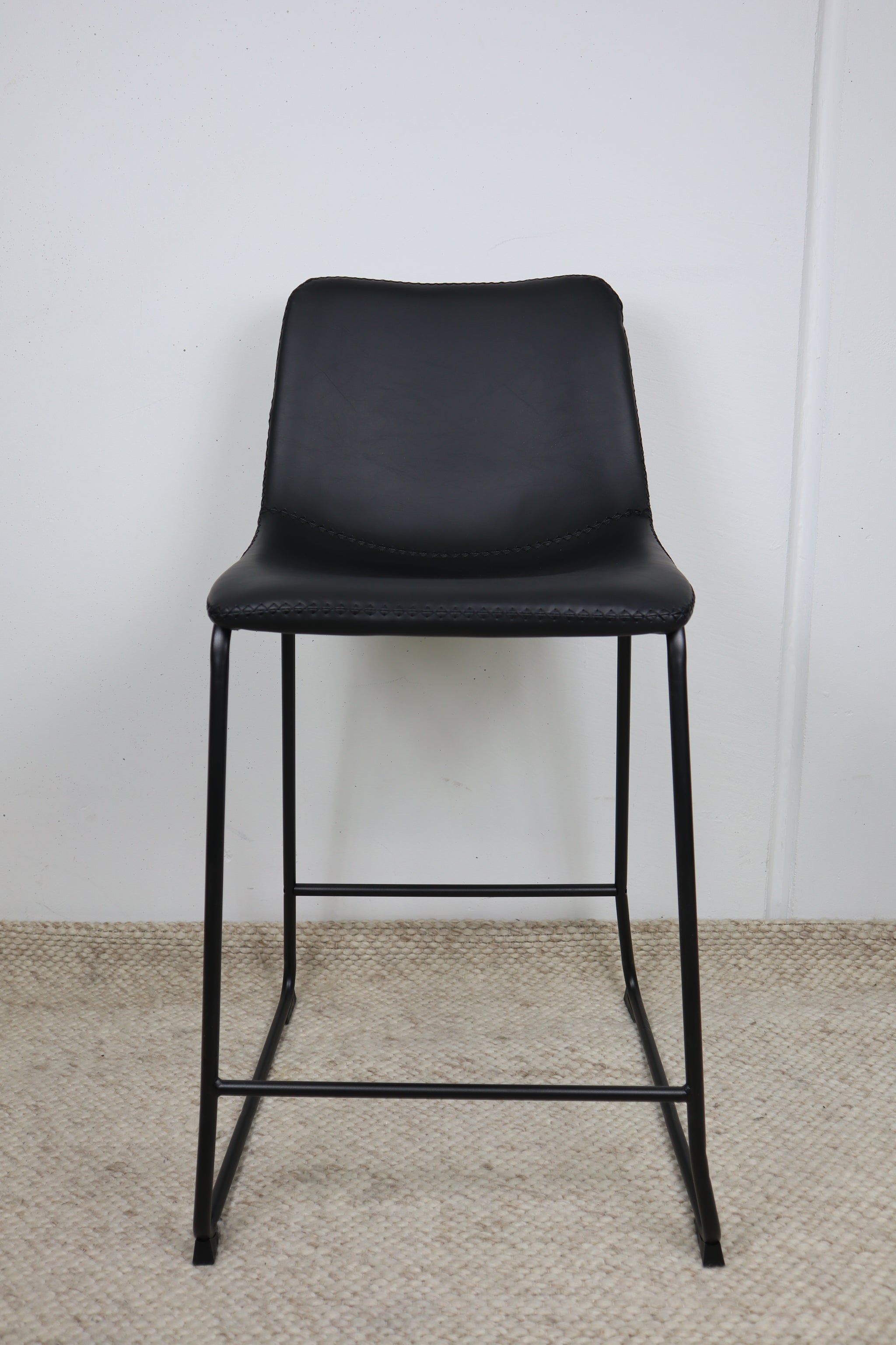 GIA BLACK BAR STOOL
