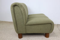 SUMMER OLIVE GREEN ARMCHAIR
