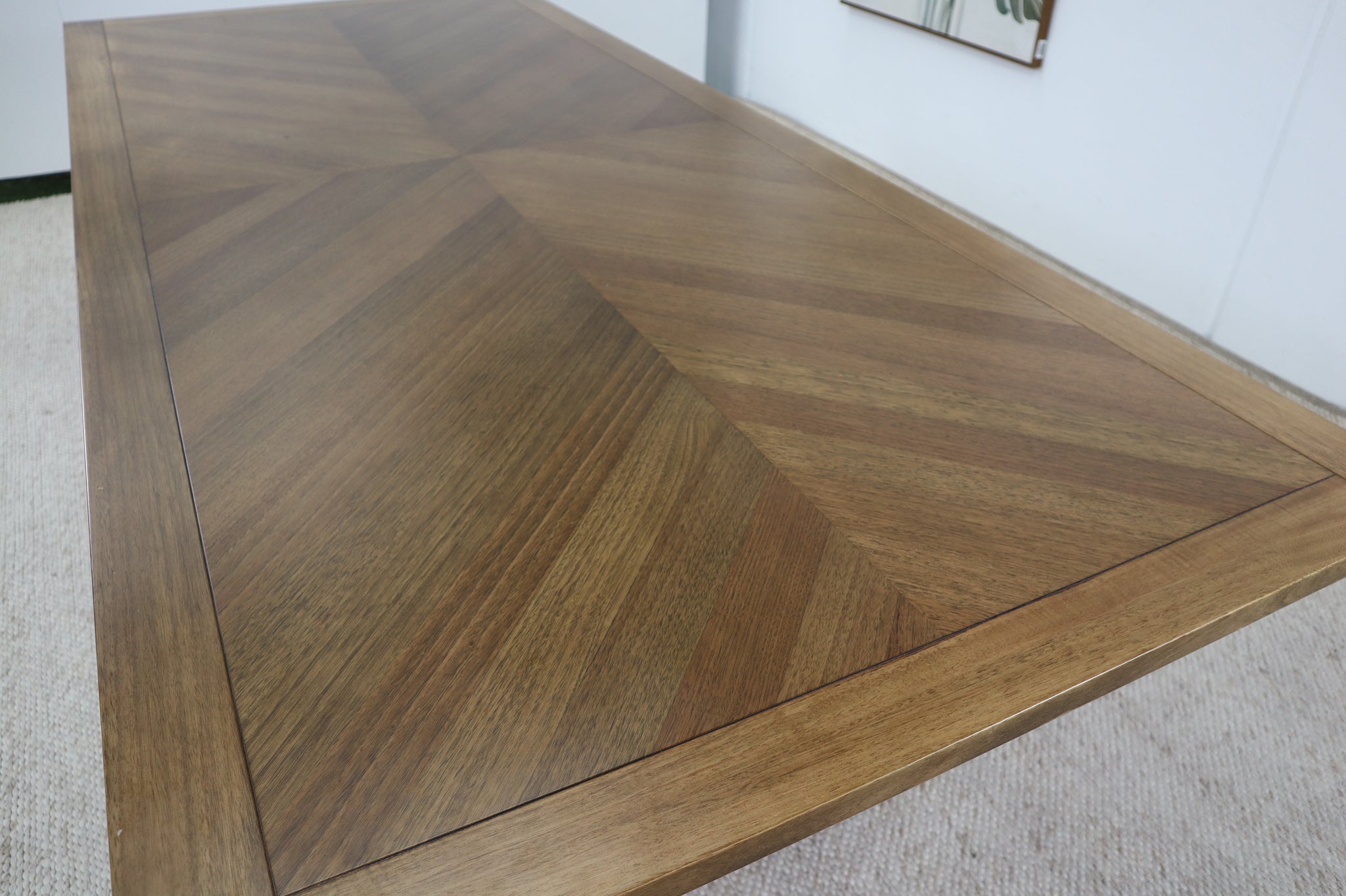 2700 HAVANA DINING TABLE