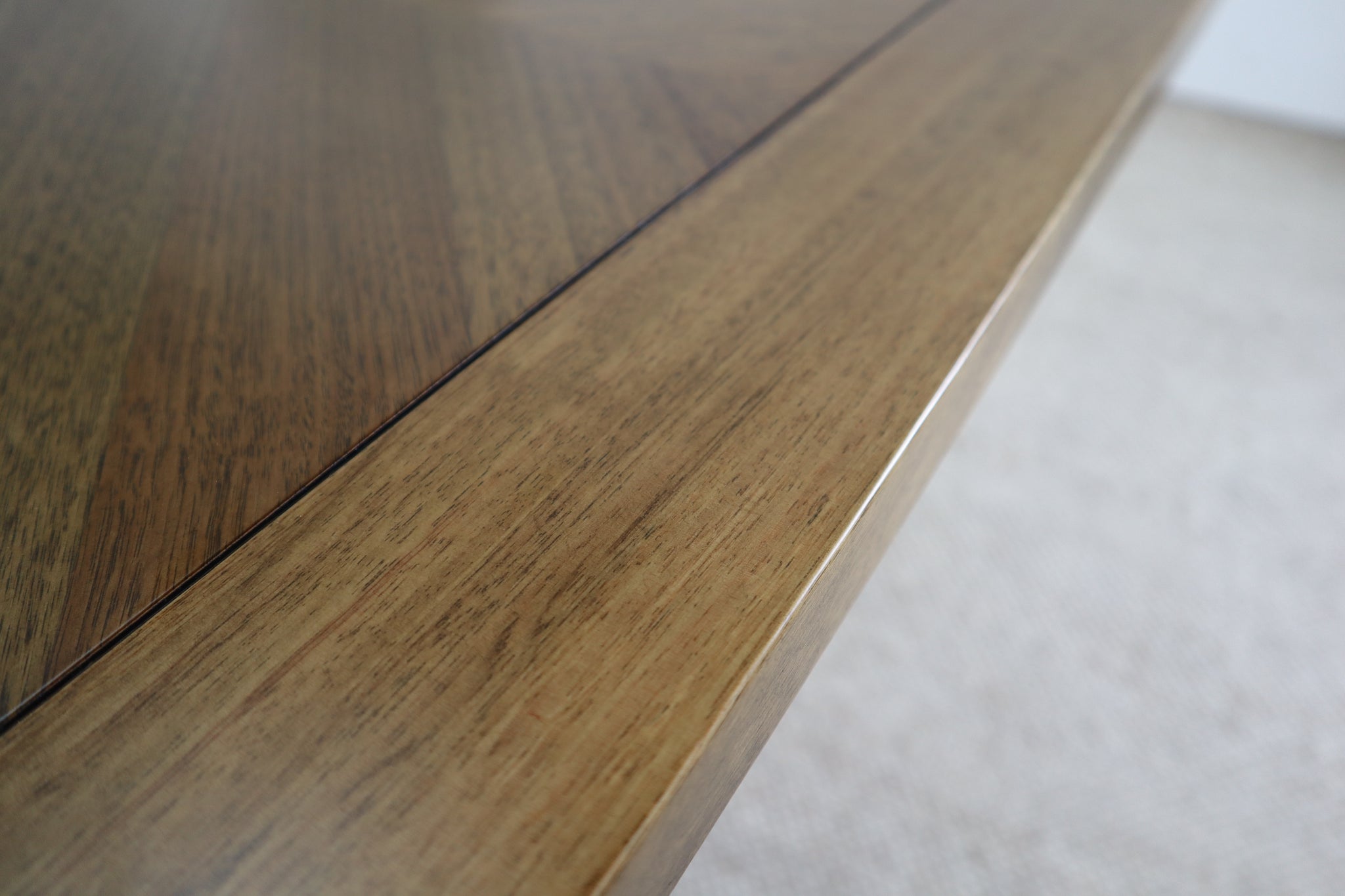 2700 HAVANA DINING TABLE