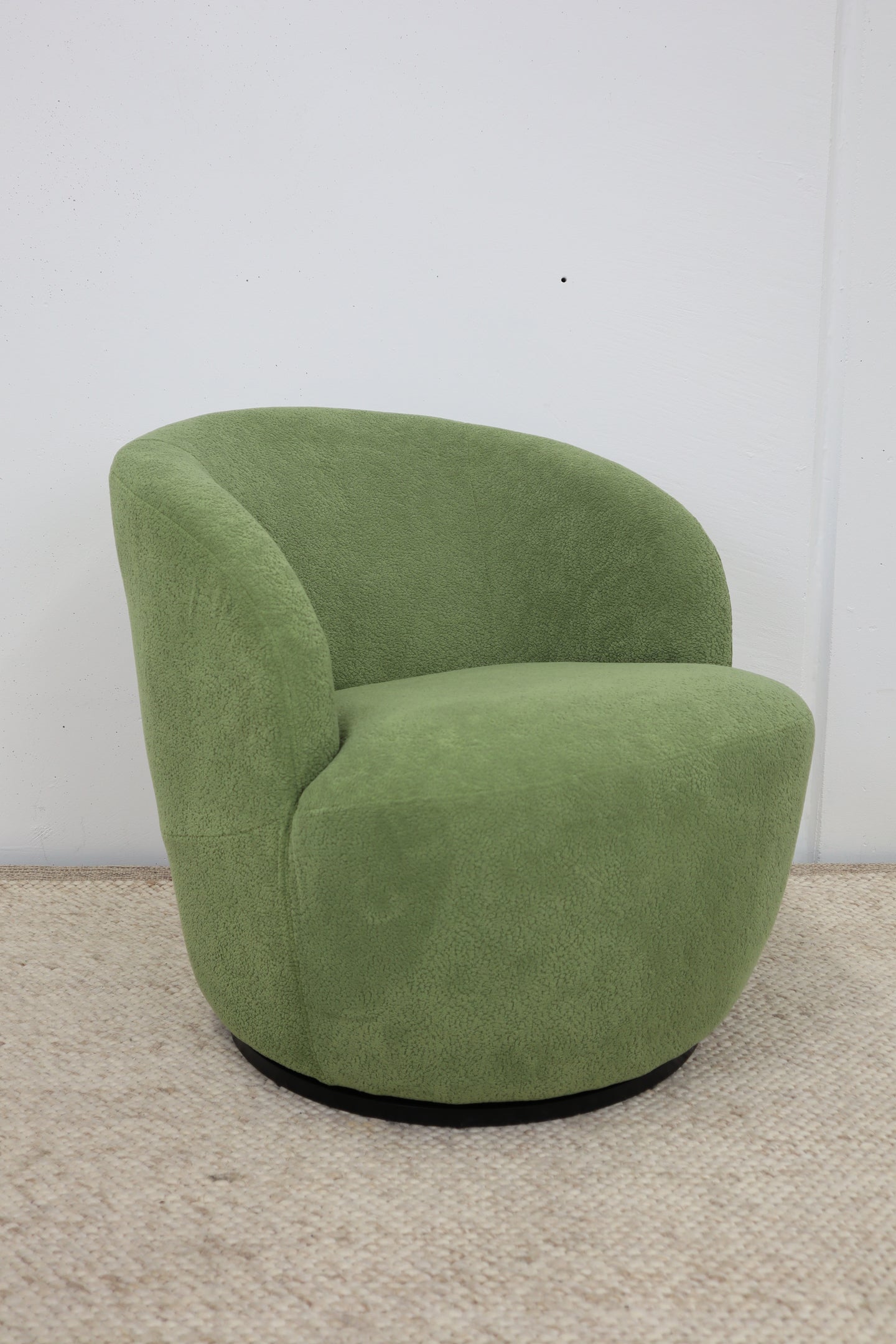 CLEO GREEN SWIVEL CHAIR