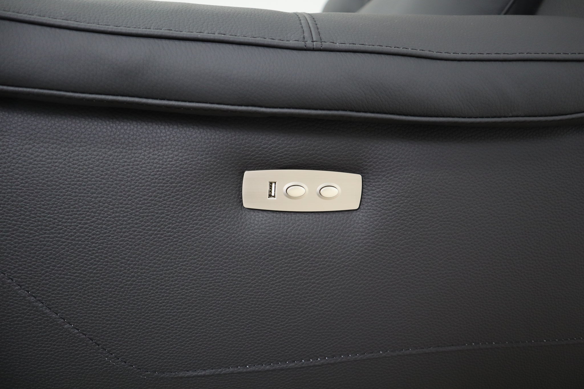 NEVADA BLACK 3 SEATER