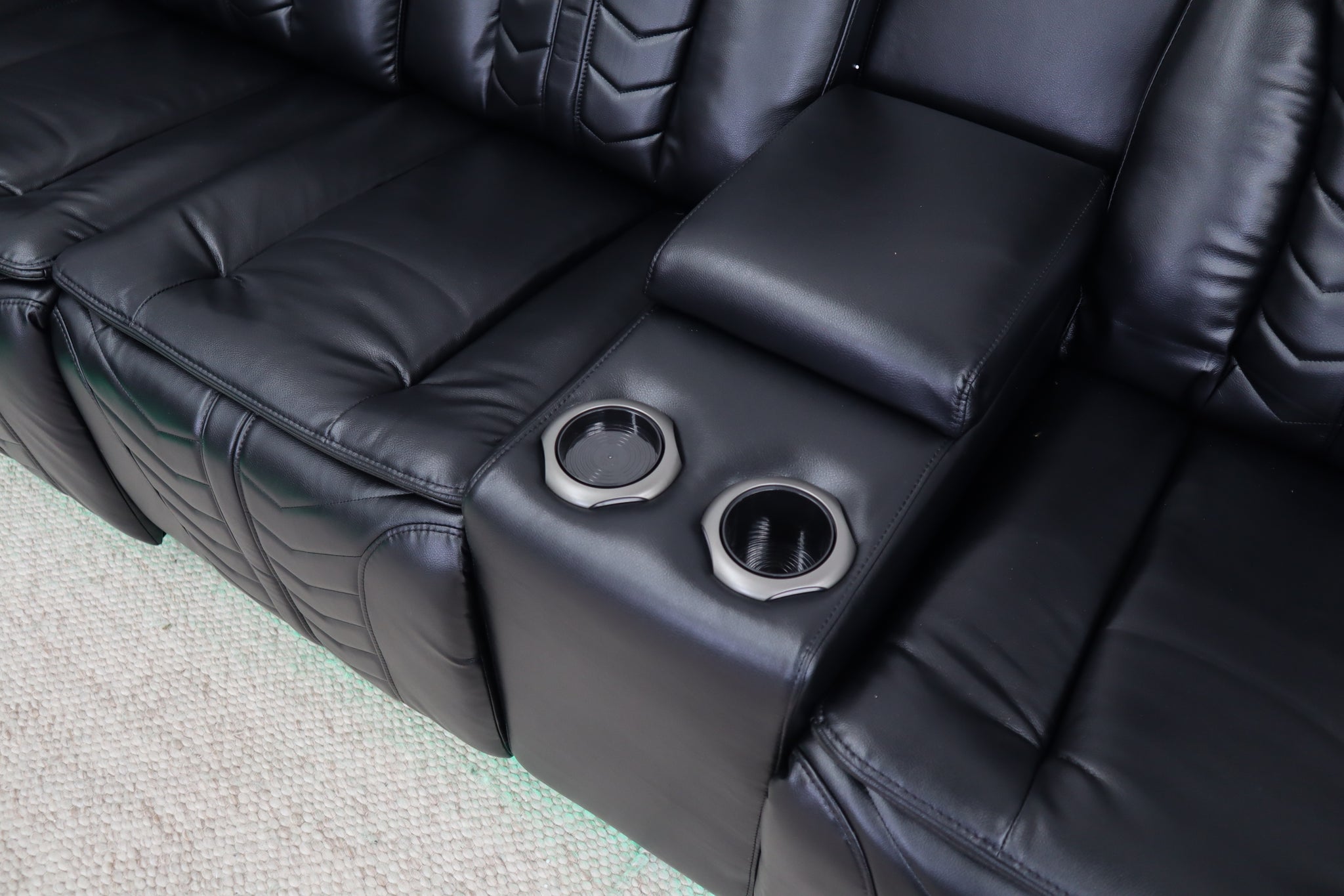 ALISA BLACK ELECTRIC CORNER LOUNGE