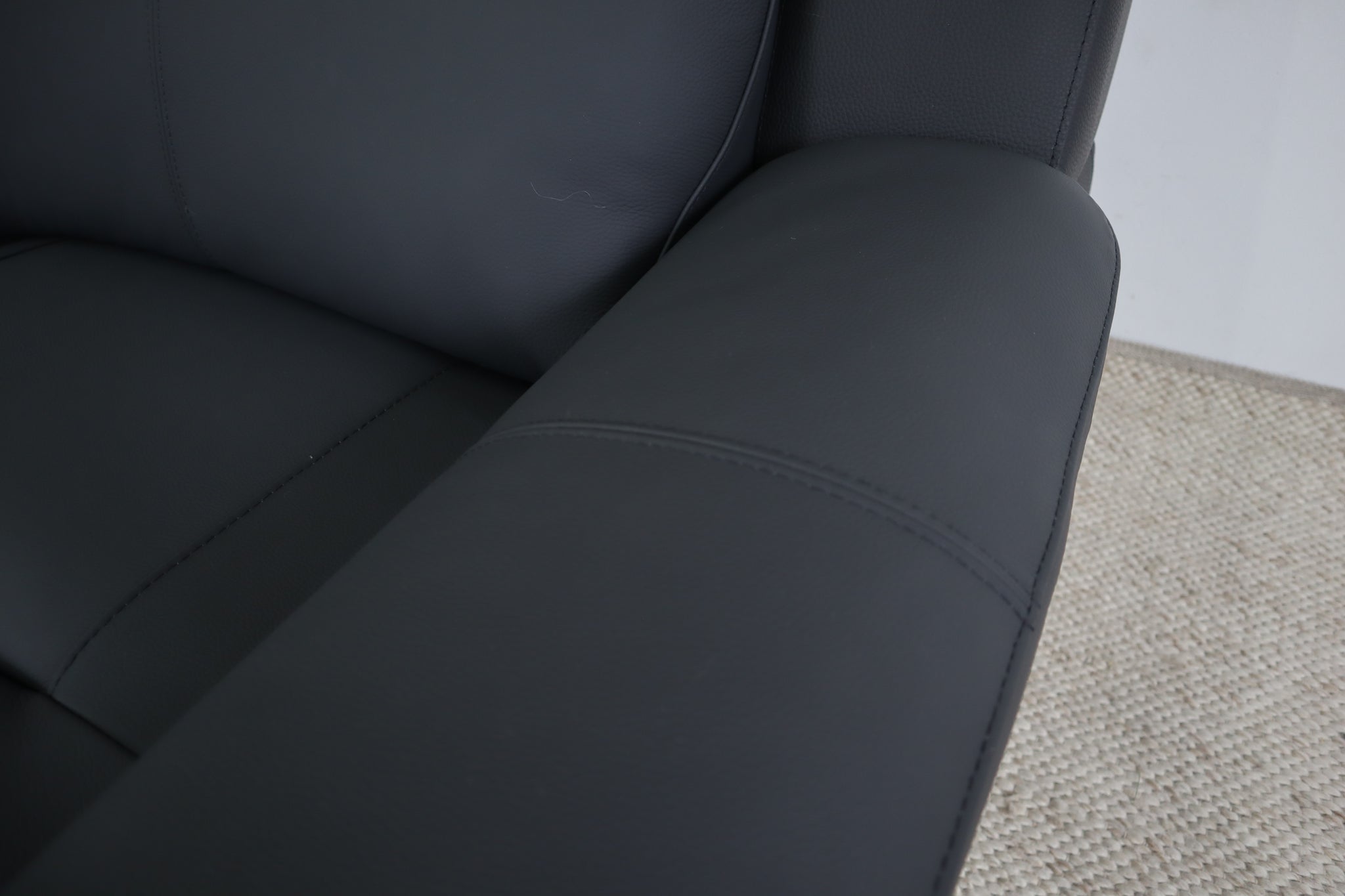 NEVADA BLACK 3 SEATER