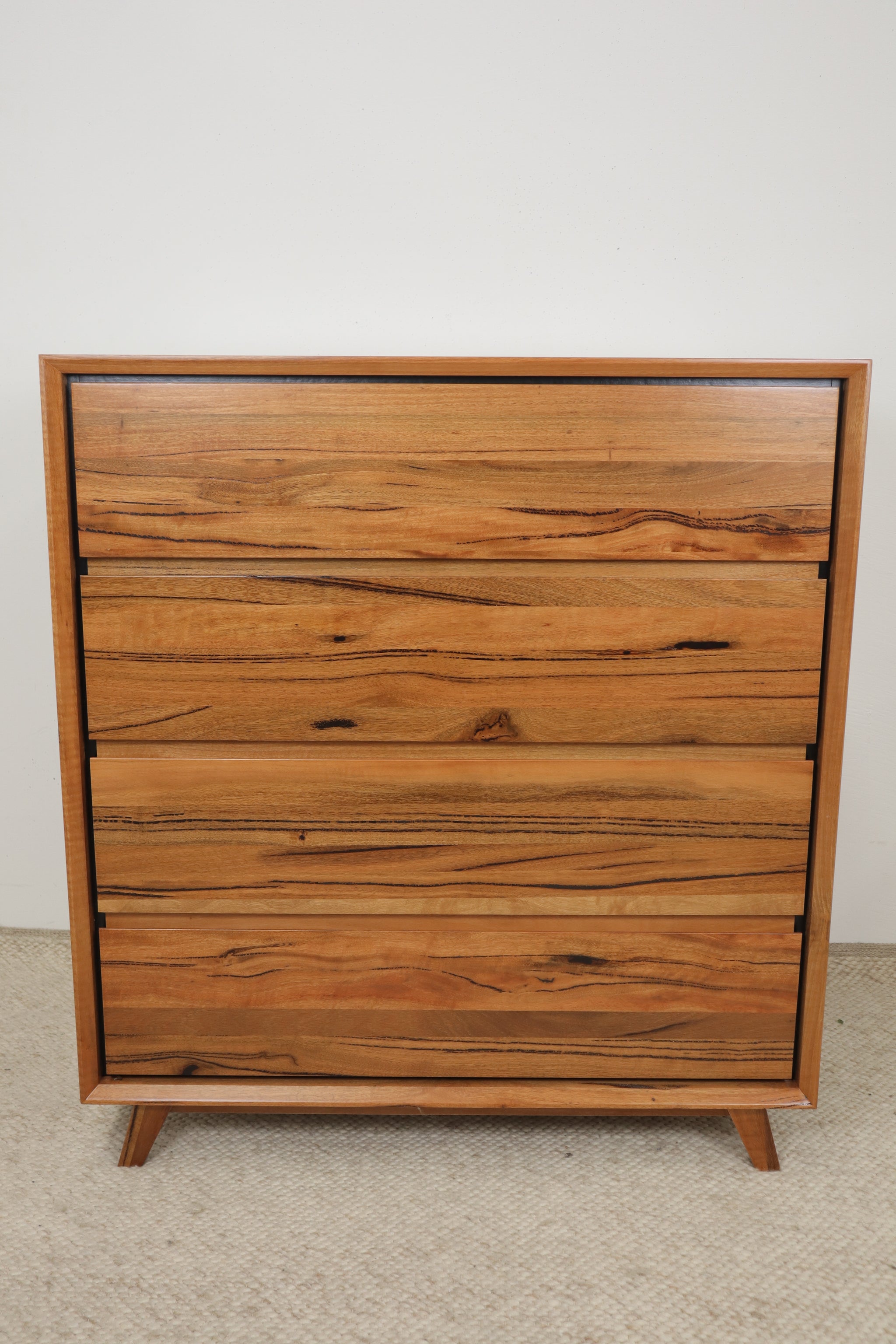 VALENTINA TALLBOY