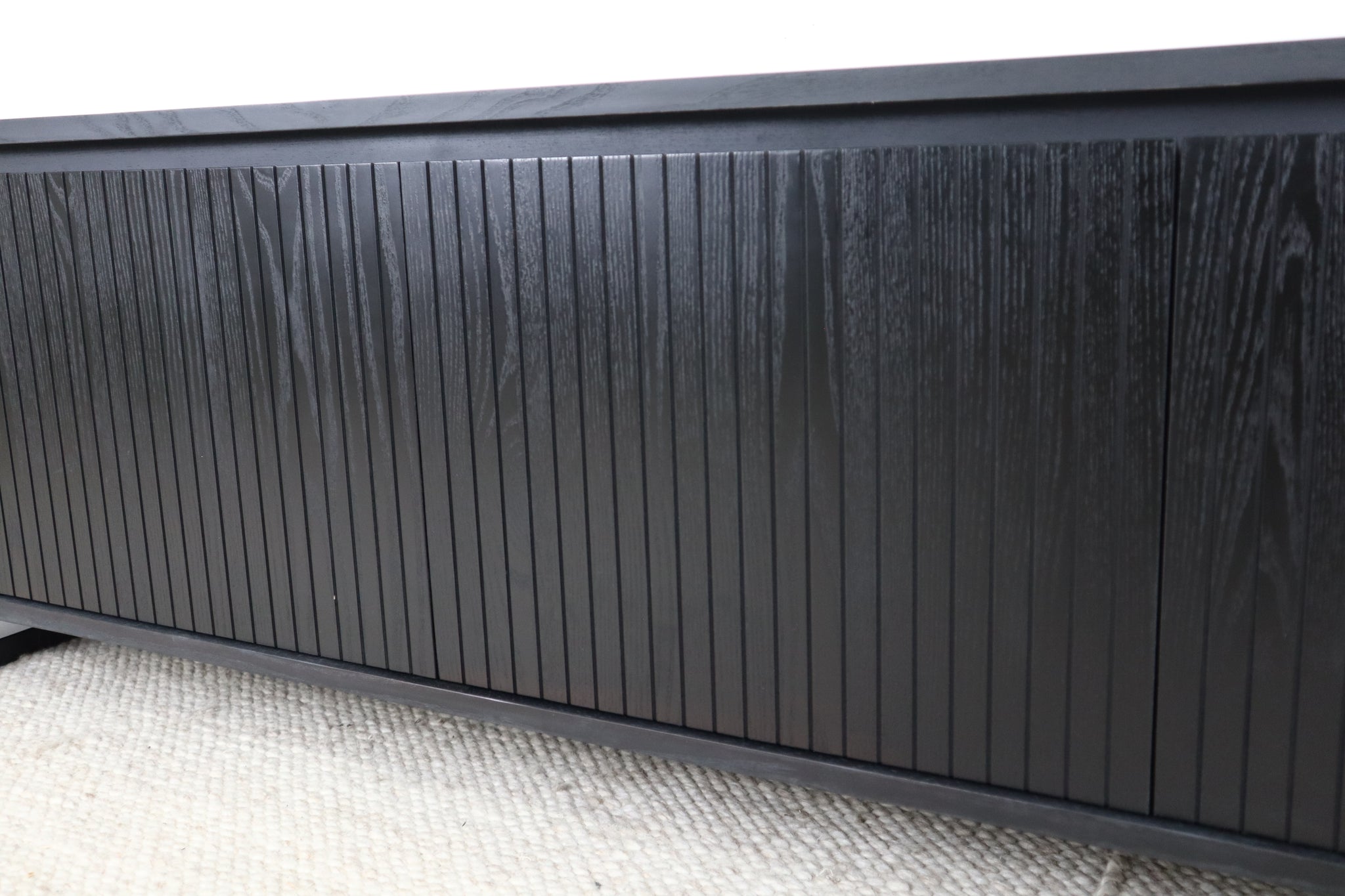 RIDGE BLACK BUFFET