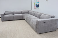 LYNX SMOKE CORNER LOUNGE