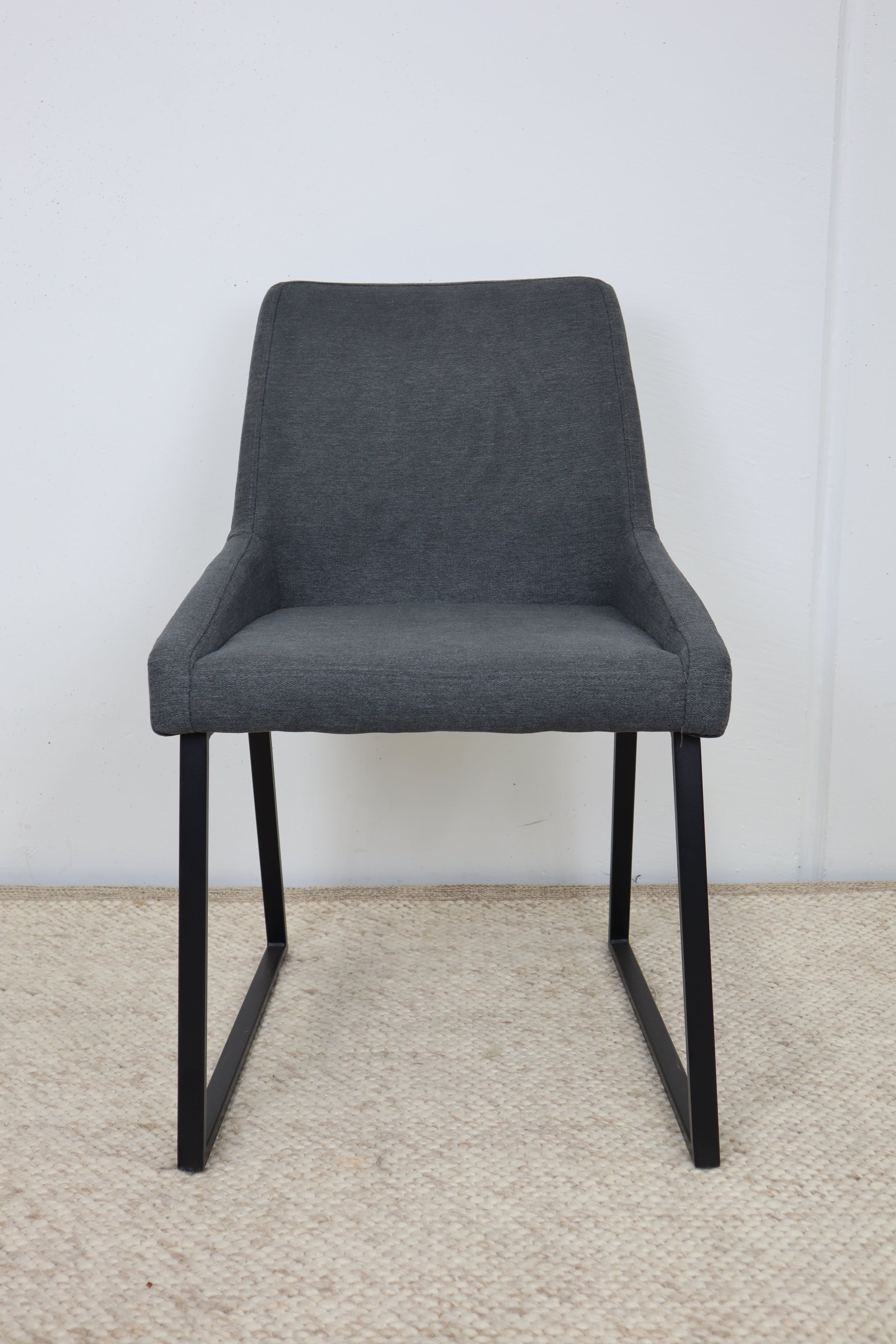 FOX GREY DINING CHAIR