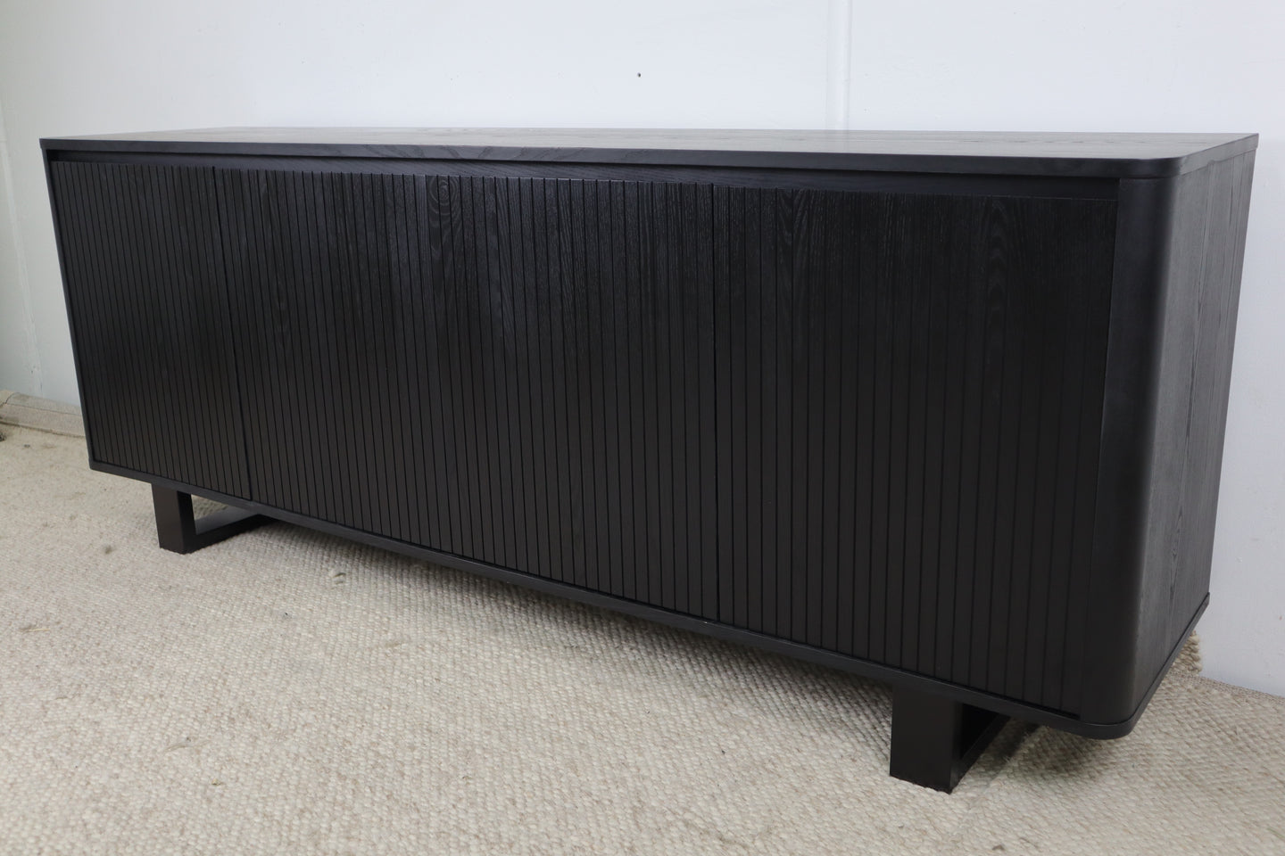 RIDGE BLACK BUFFET