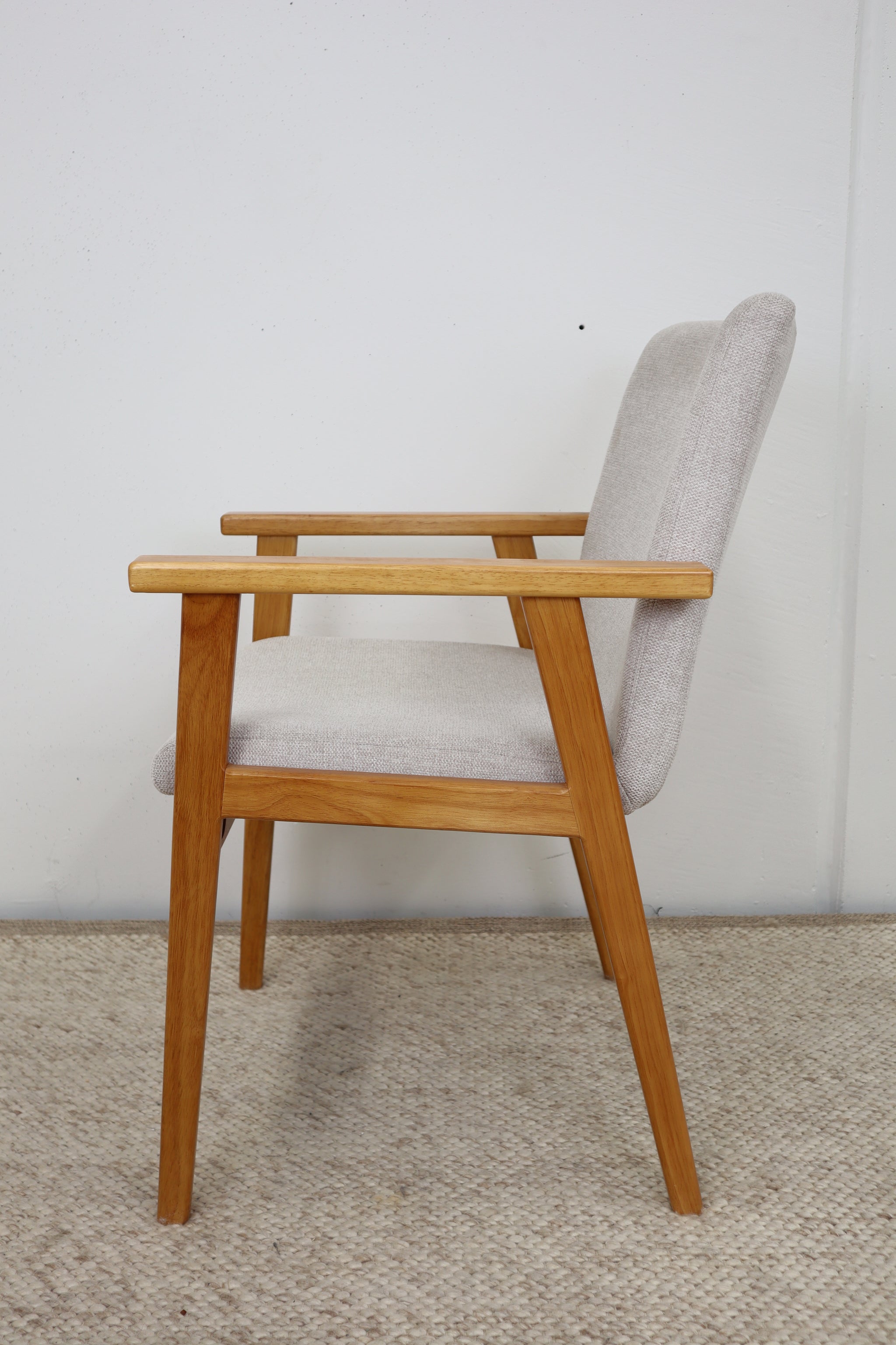 LUNA NATURAL DINING CHAIR