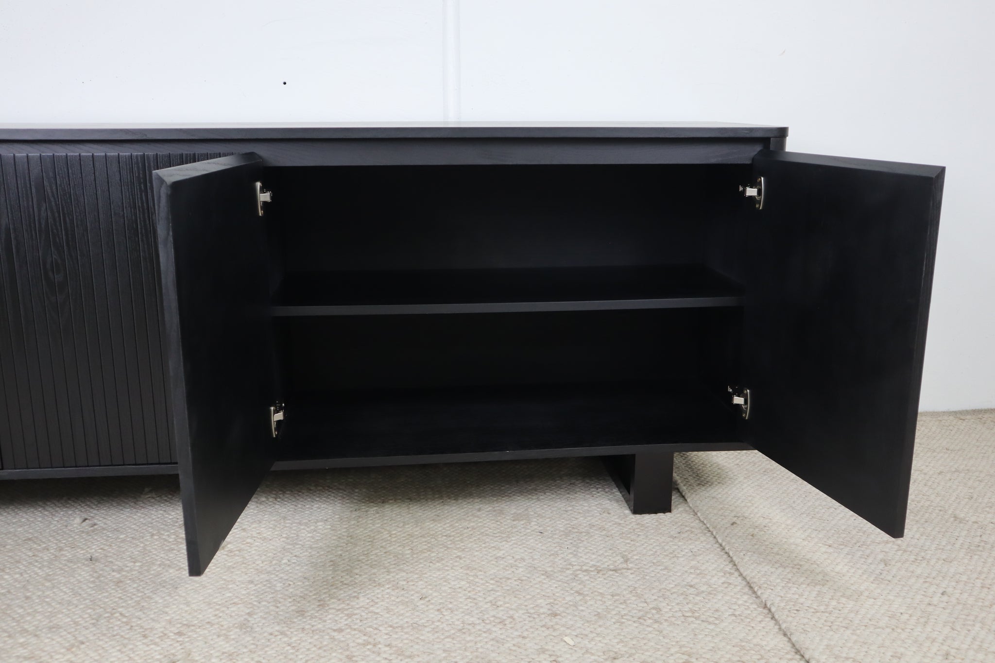 RIDGE BLACK BUFFET