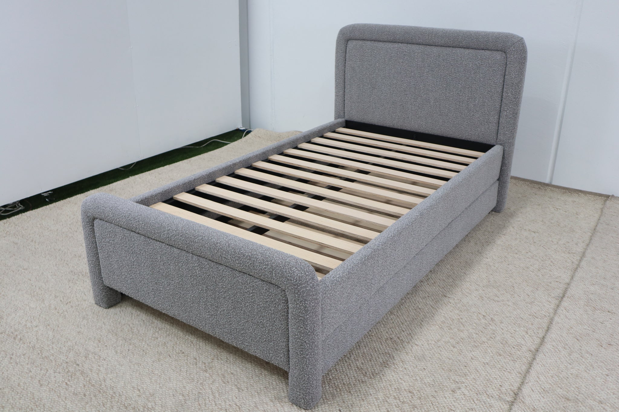 HEMI GREY BOUCLE KING SINGLE BED