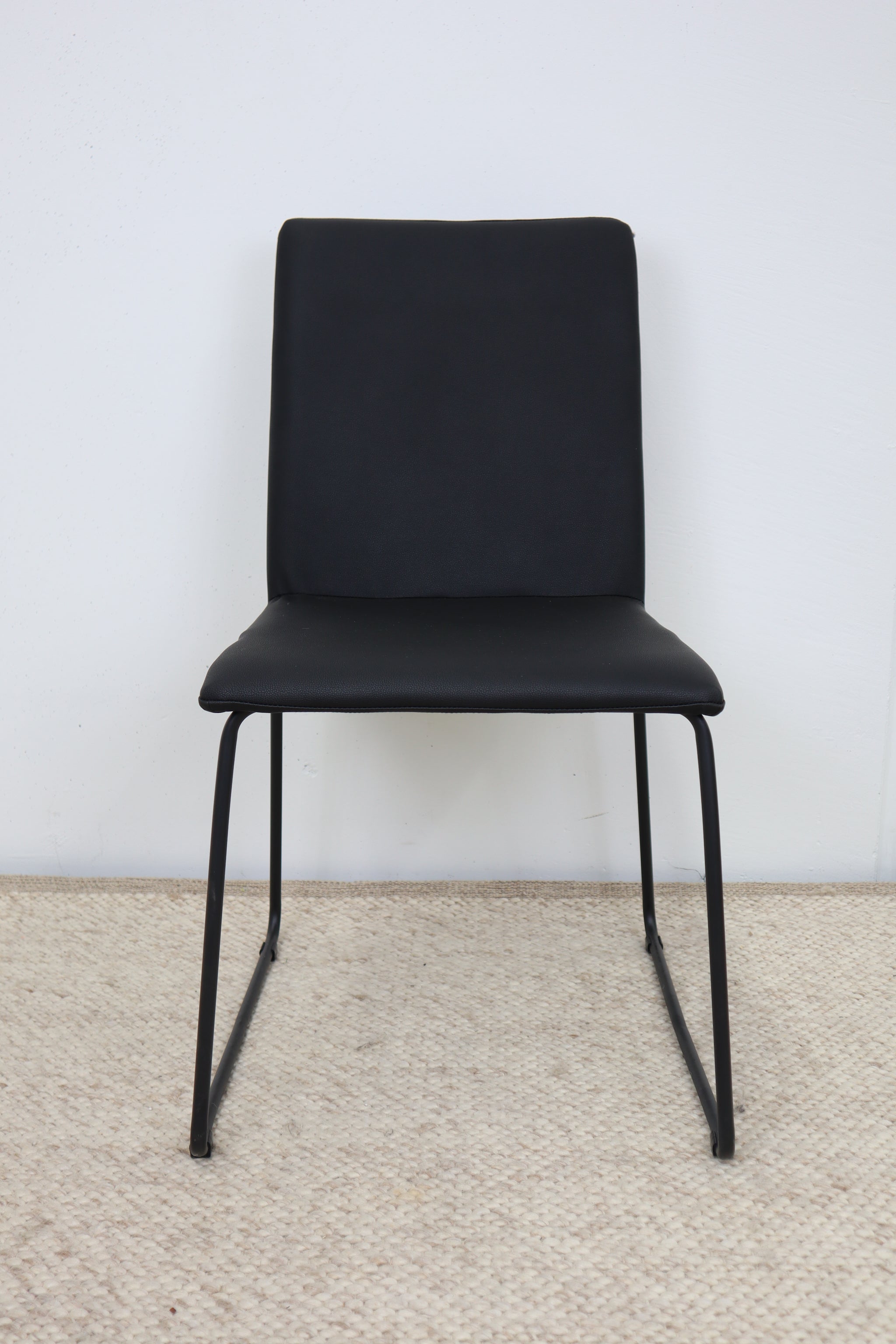 FORD BLACK DINING CHAIR