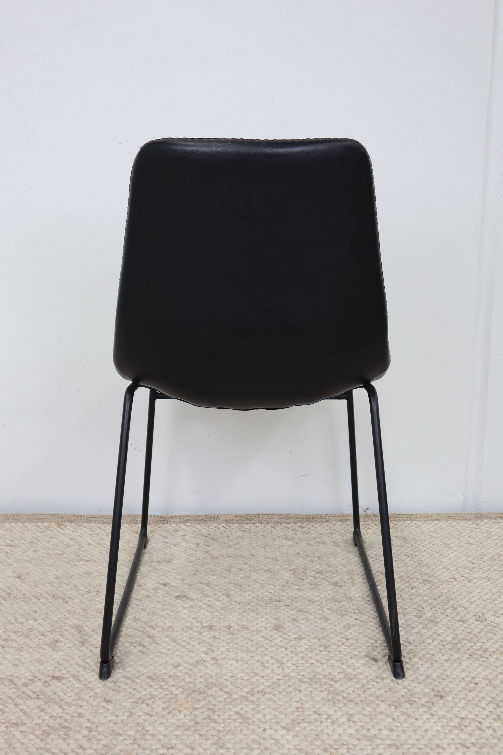 DAVIS BLACK DINING CHAIR