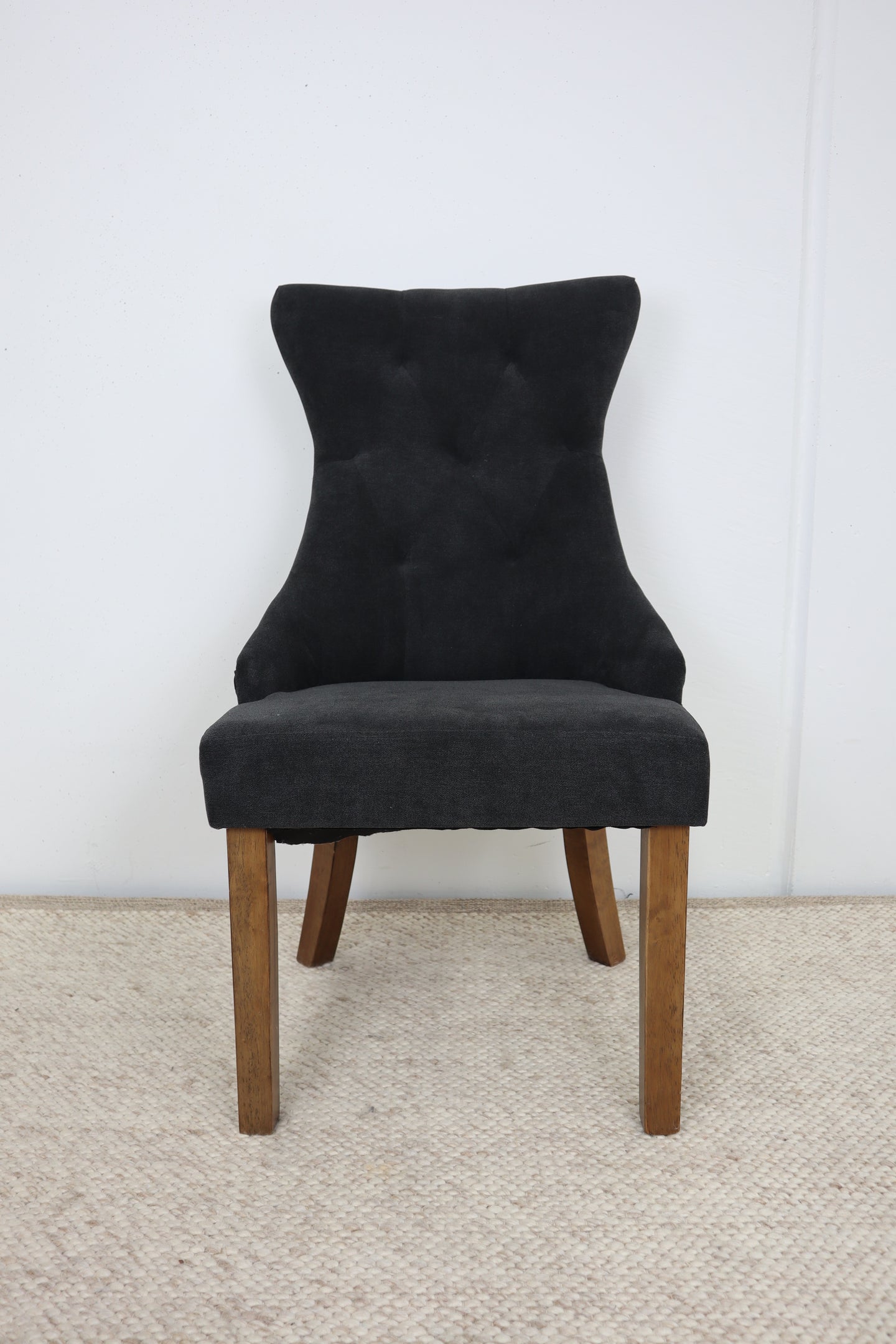 LOUIS BLACK DINING CHAIR
