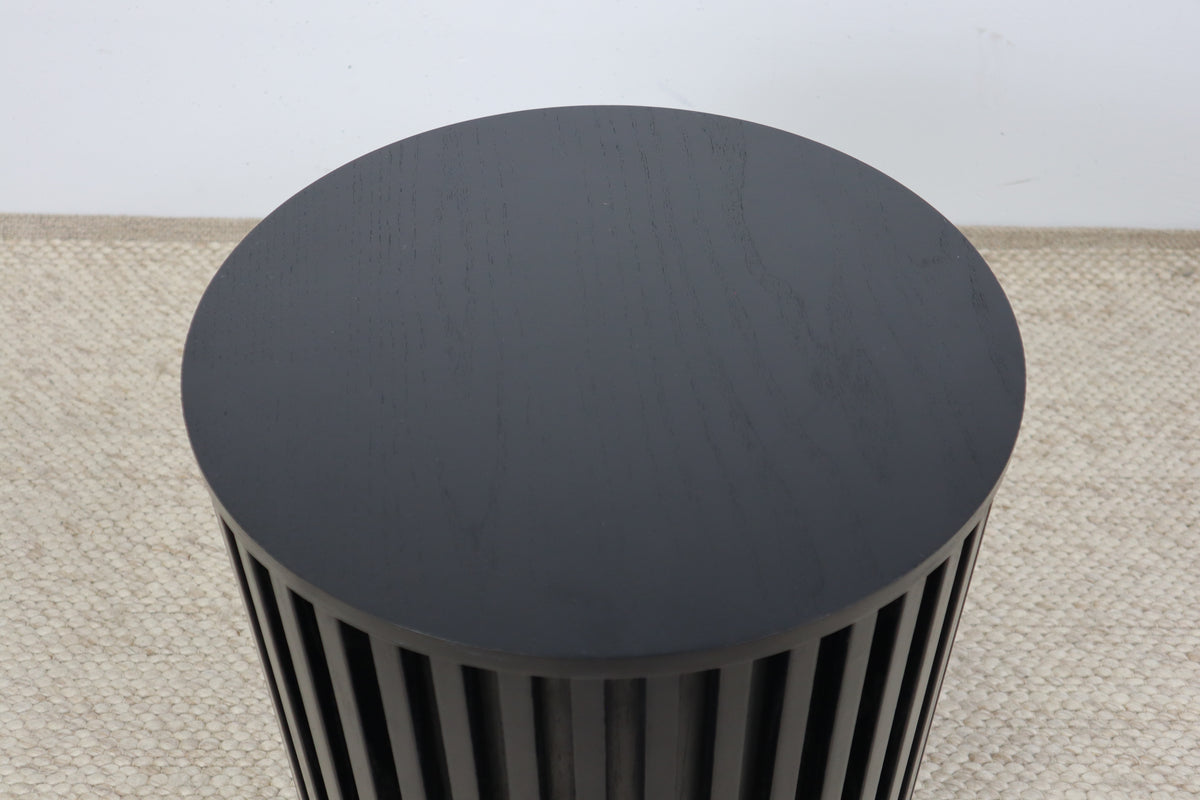 ZOE BLACK ROUND LAMP TABLE
