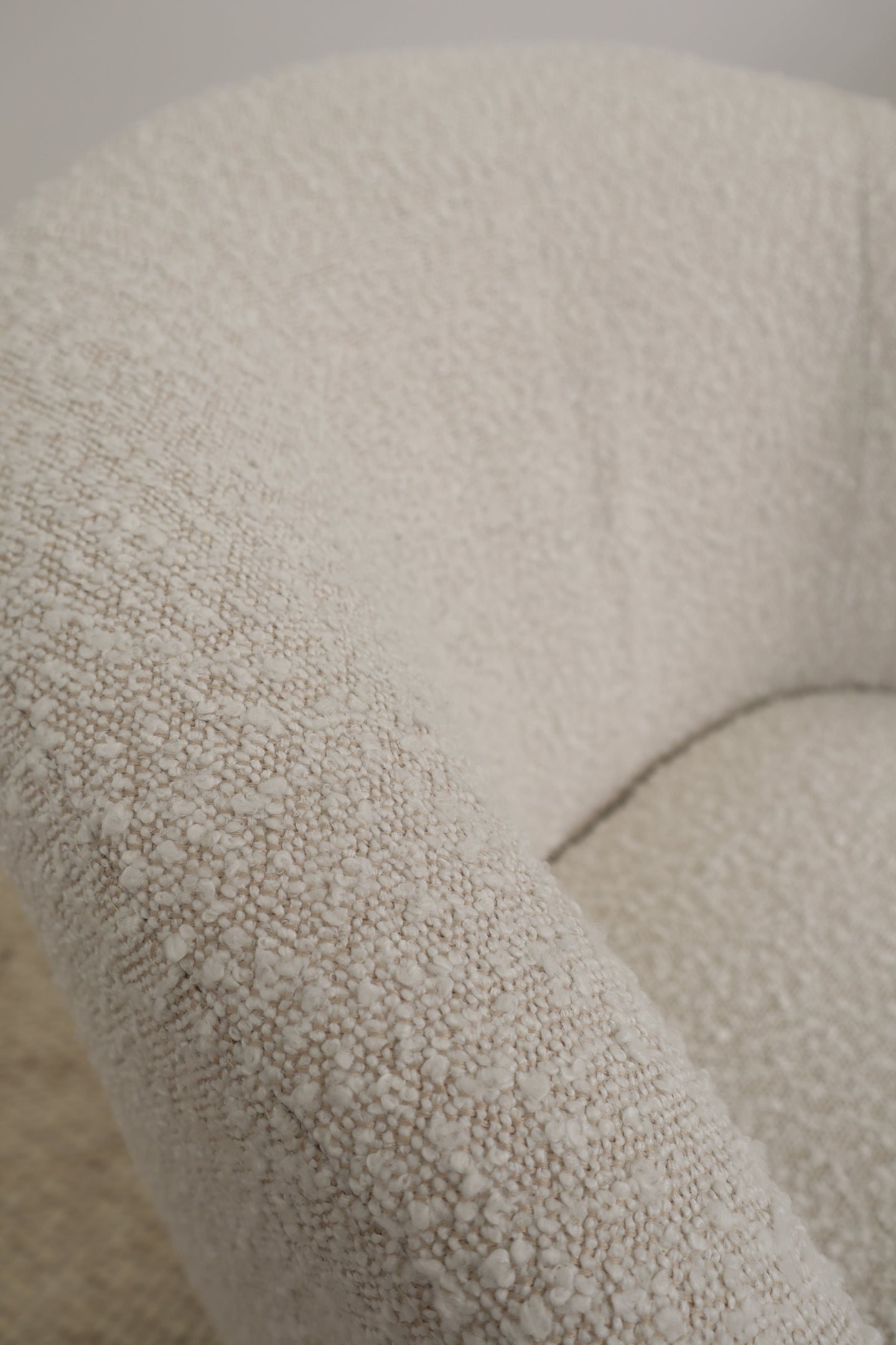 CLEO BOUCLE SWIVEL CHAIR