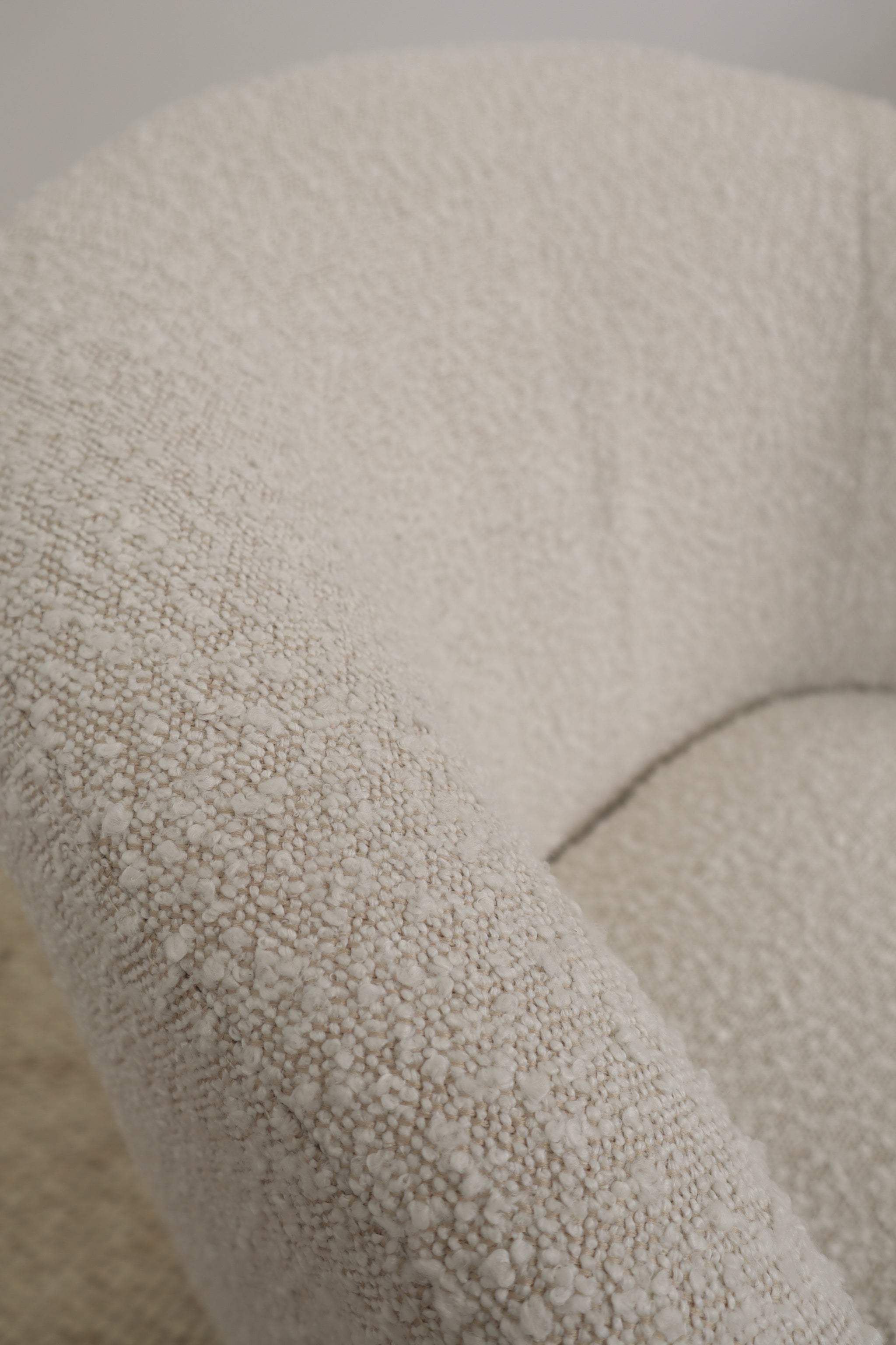 CLEO BOUCLE SWIVEL CHAIR