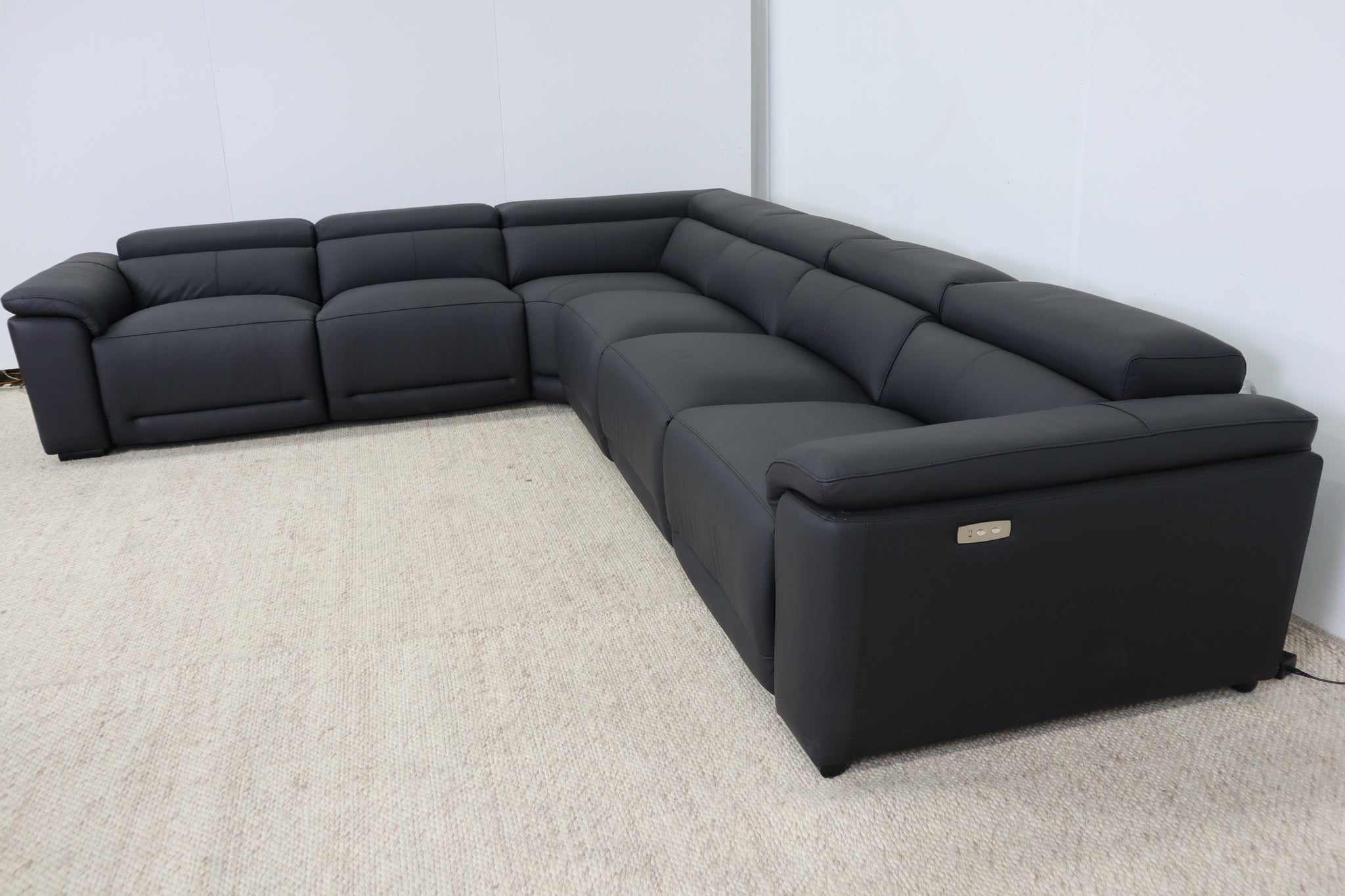 DEX BLACK CORNER LOUNGE